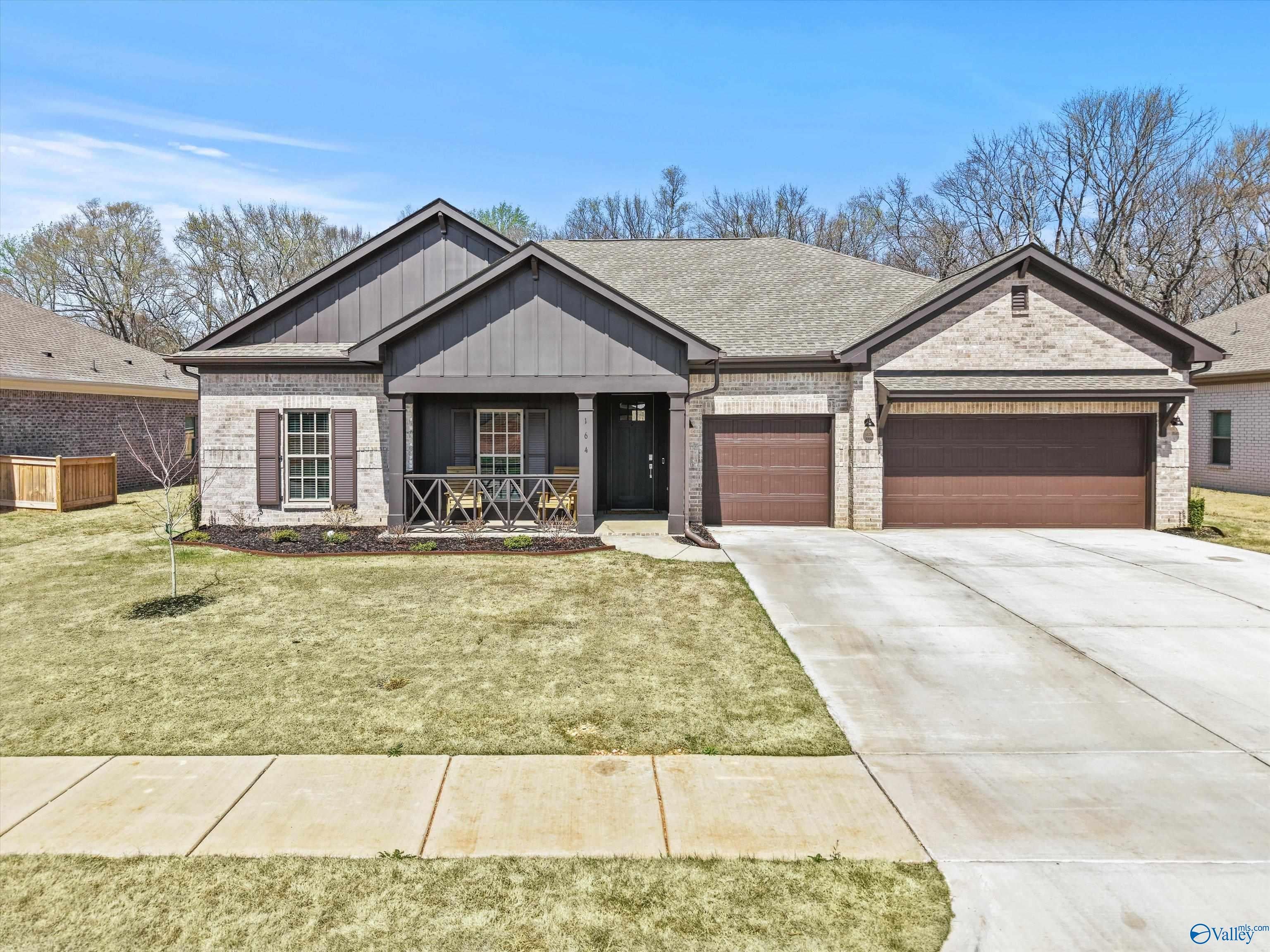 164 Clift Creek Drive — photo