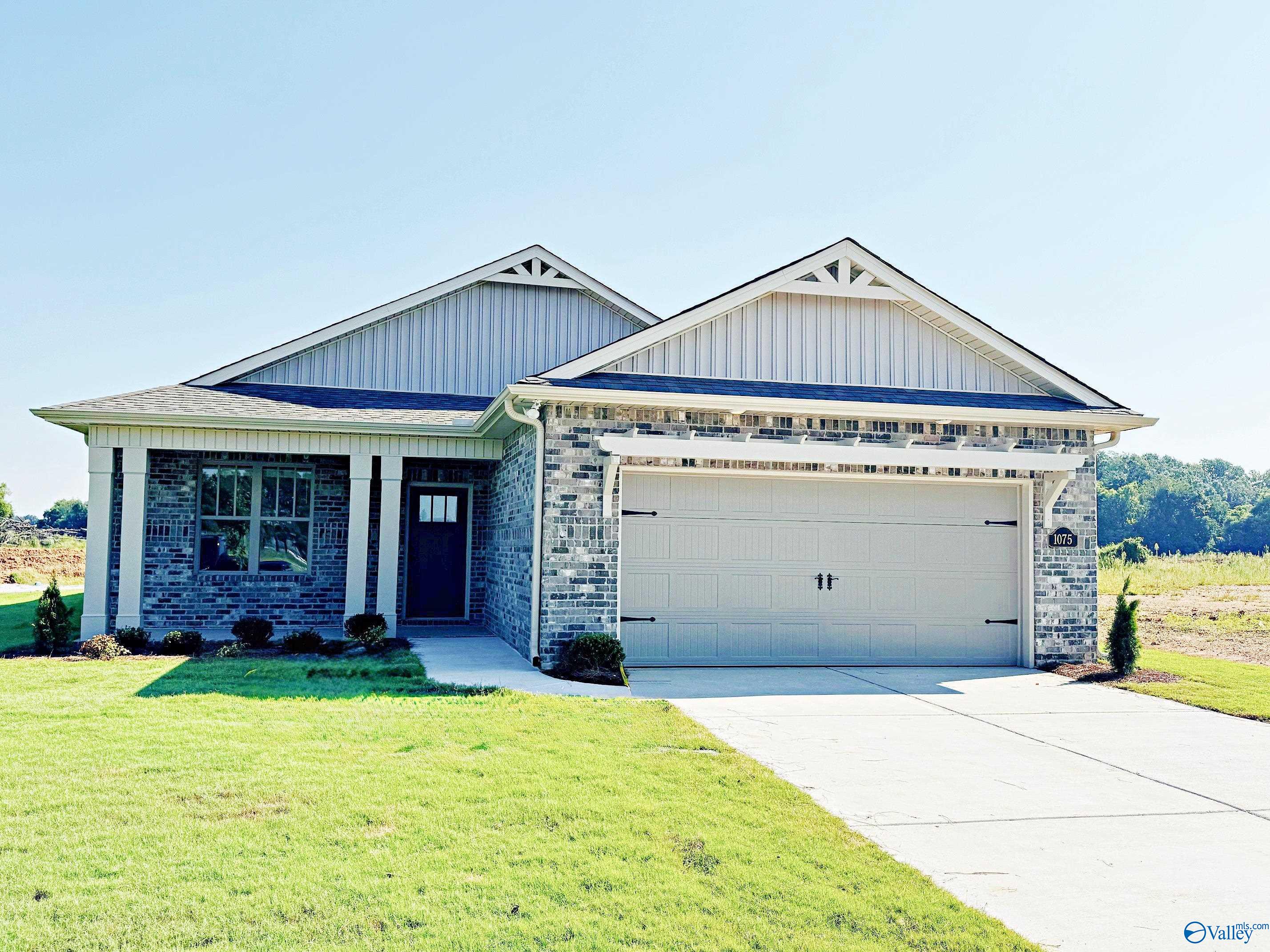 1075 Starling Drive, Decatur, 35603