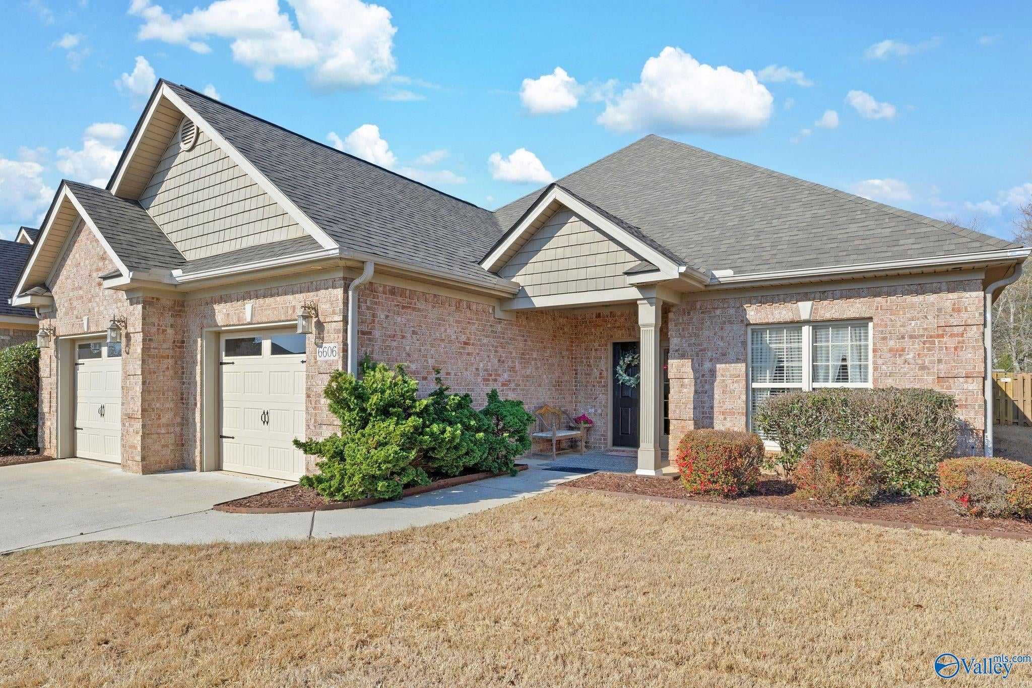 6606 Lizzie Lane SE — photo