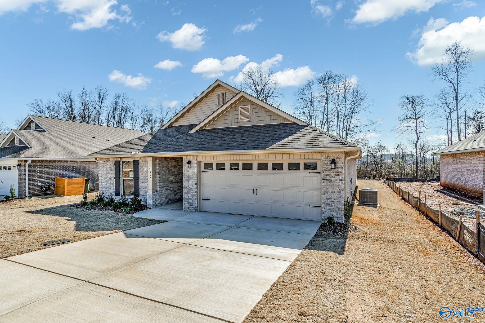 15438 Springbrook Trace — photo
