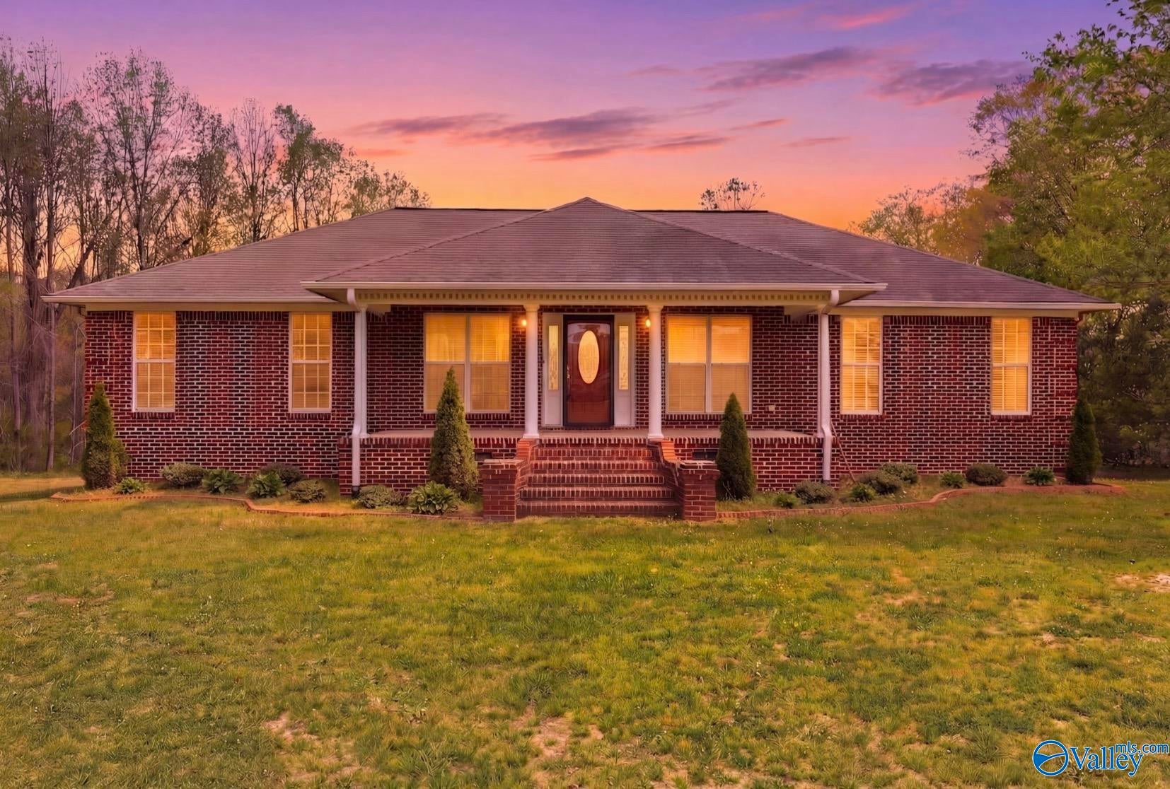 411 Garden Gate Circle — photo