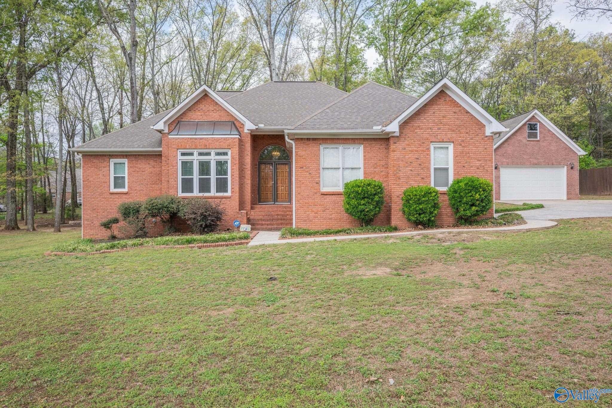 136 Forest Home Drive — photo