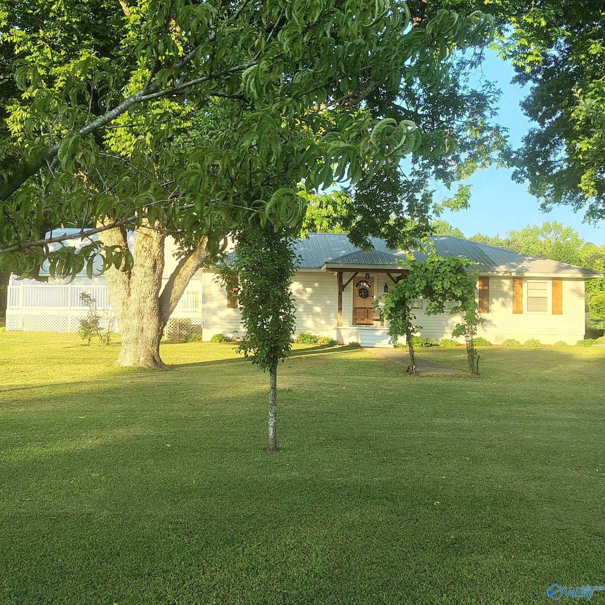 33 Irby Circle — photo