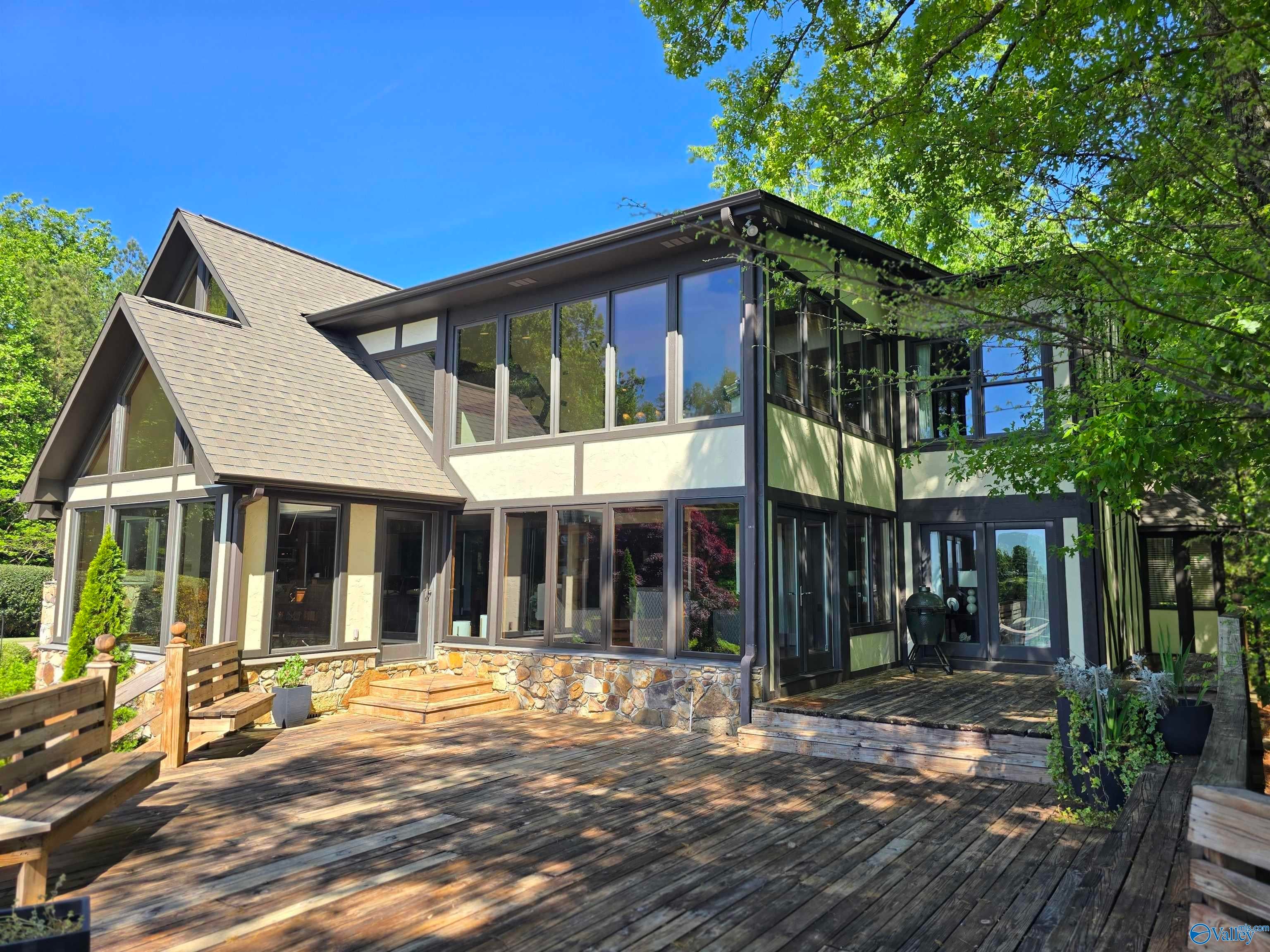 726 Dogwood Trail — photo