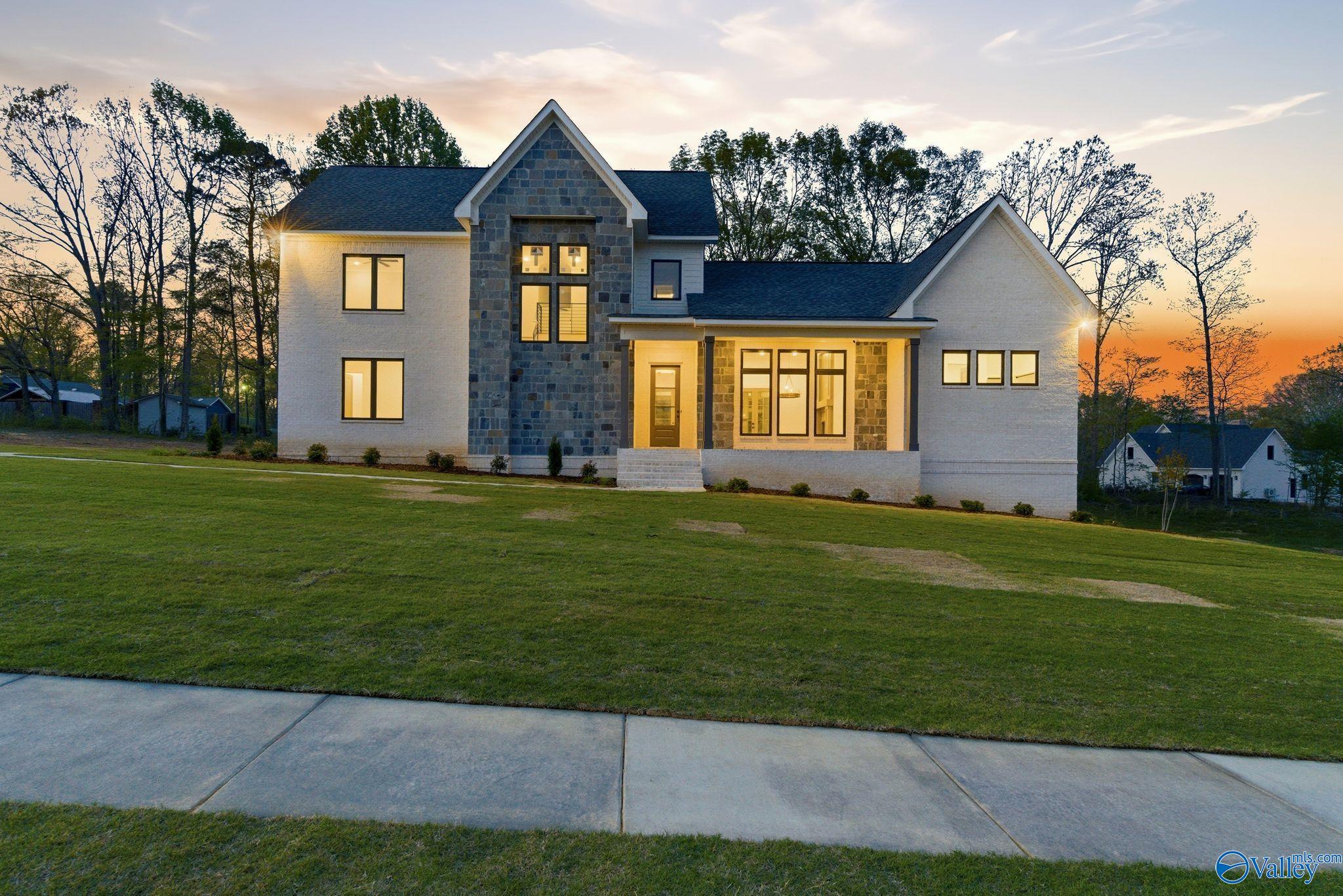 53 Legacy Circle — photo