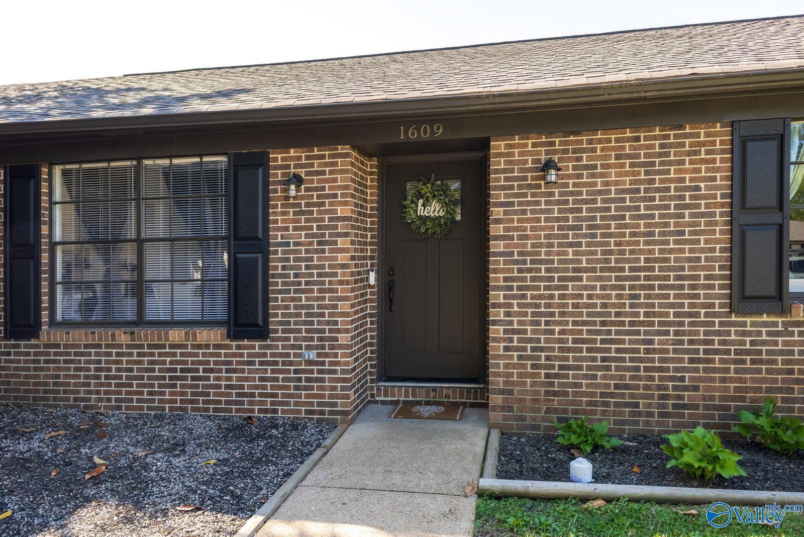 1609 SW Thomas Drive, Decatur, AL 35601 — photo 2