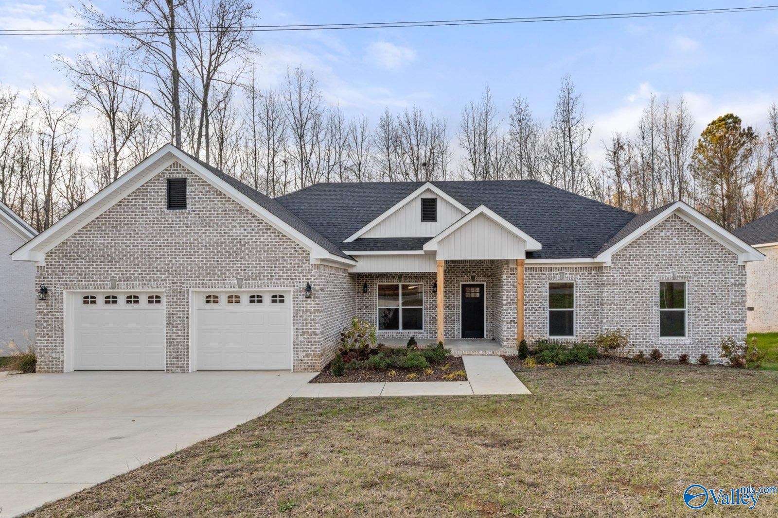 450 Horseshoe Hills Road — photo