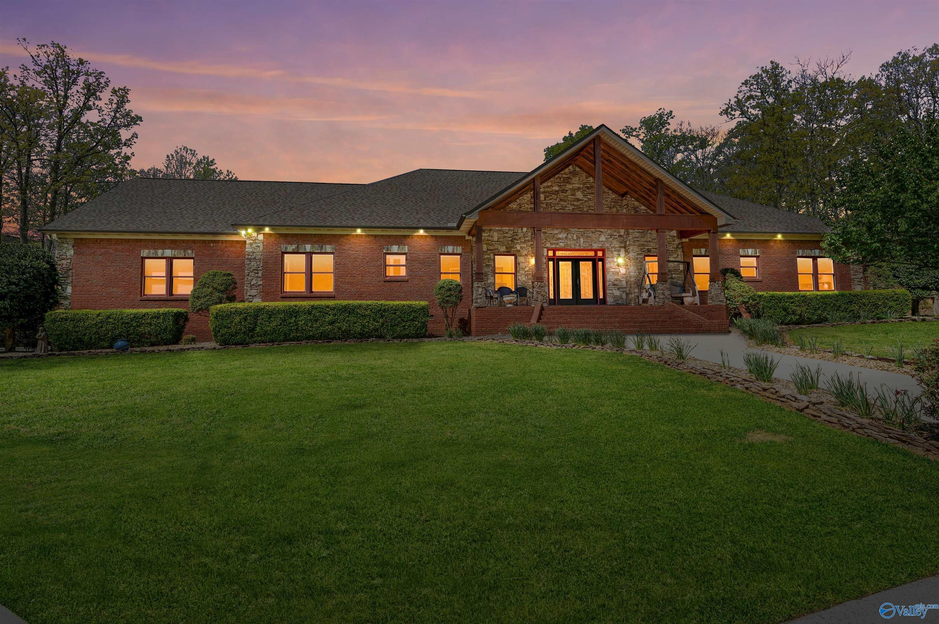 1020 Blowing Cave Road — photo