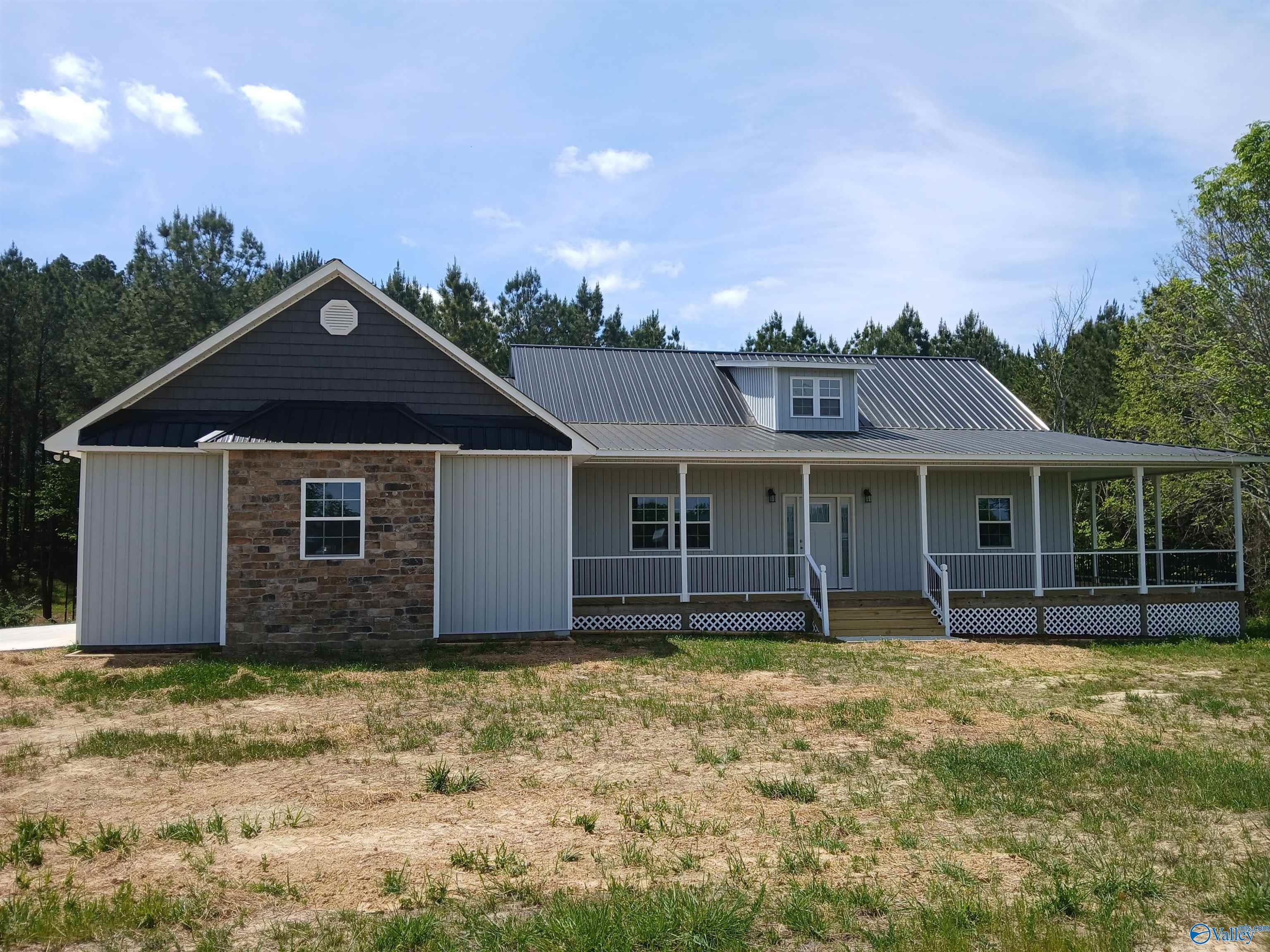 1573 County Road 818 — photo