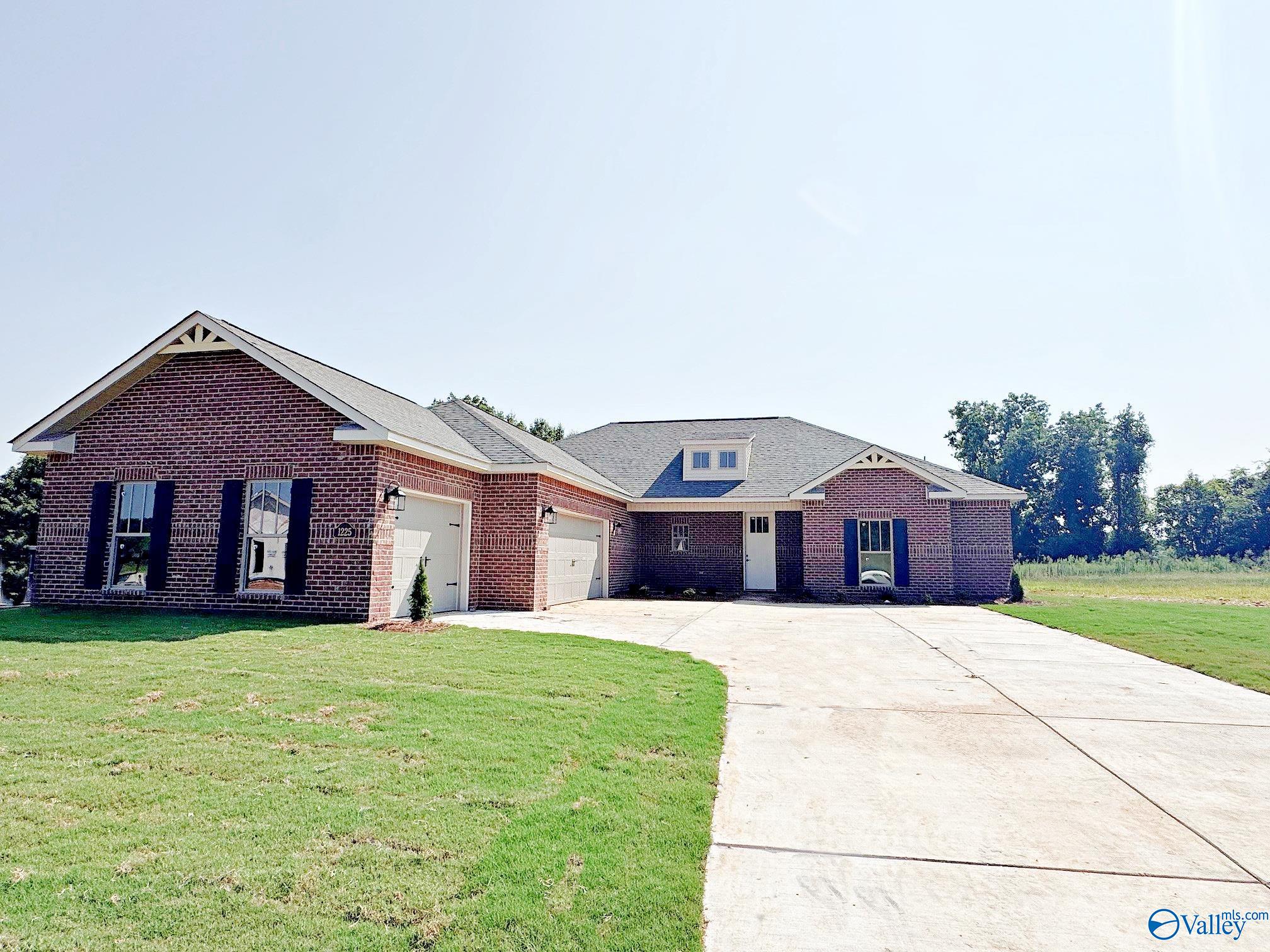 1225 Starling Drive — photo