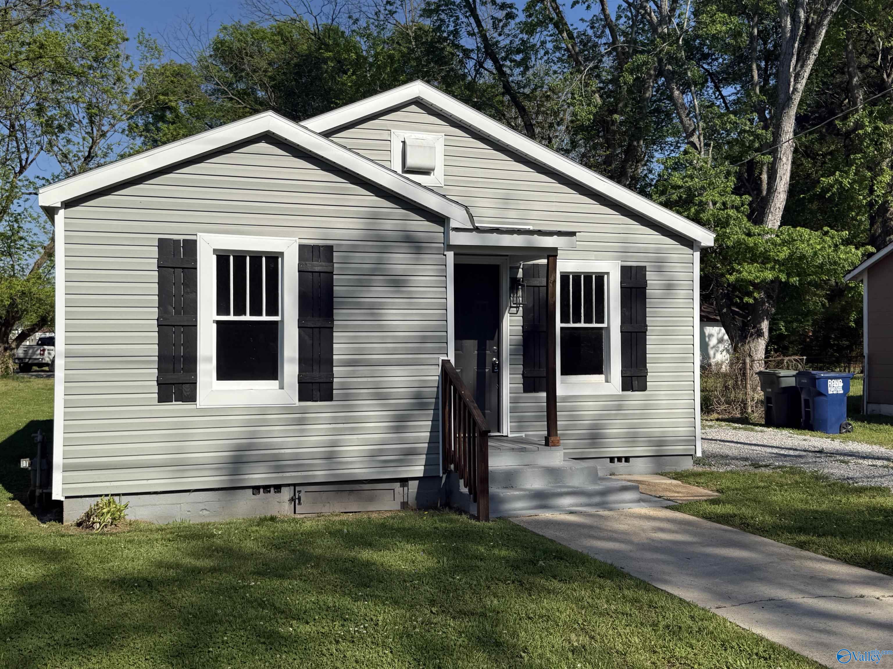 2614 Huntsville Street NW — photo