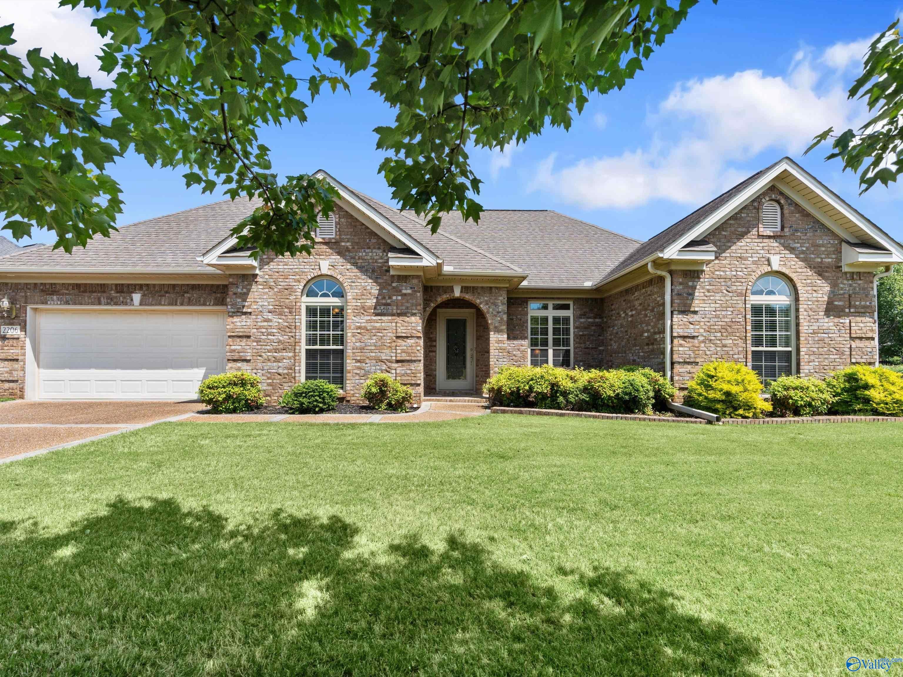 2206 Rockingham Lane SW, Decatur, AL 35603 — photo 2