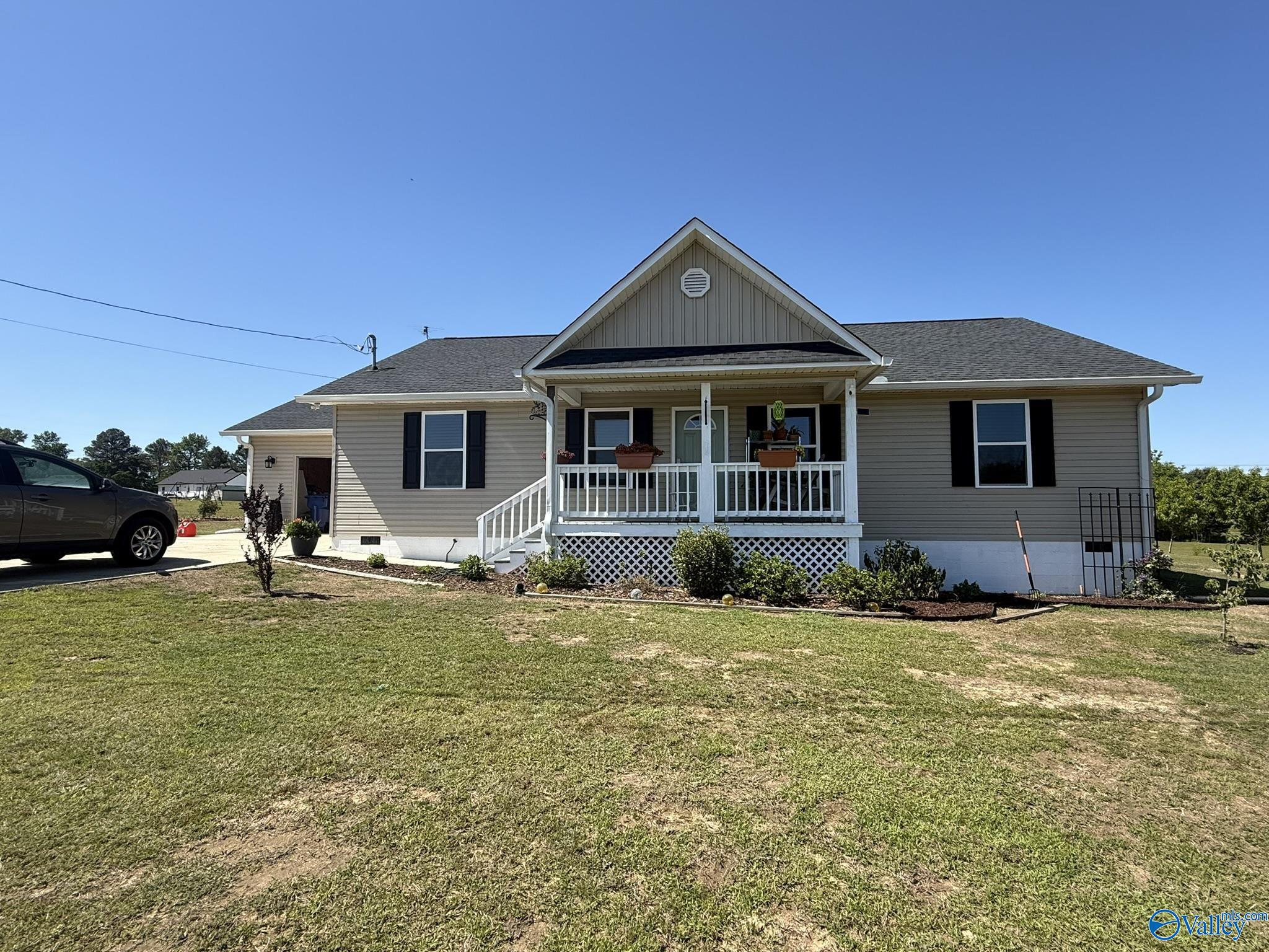 1109 County Road 411 — photo