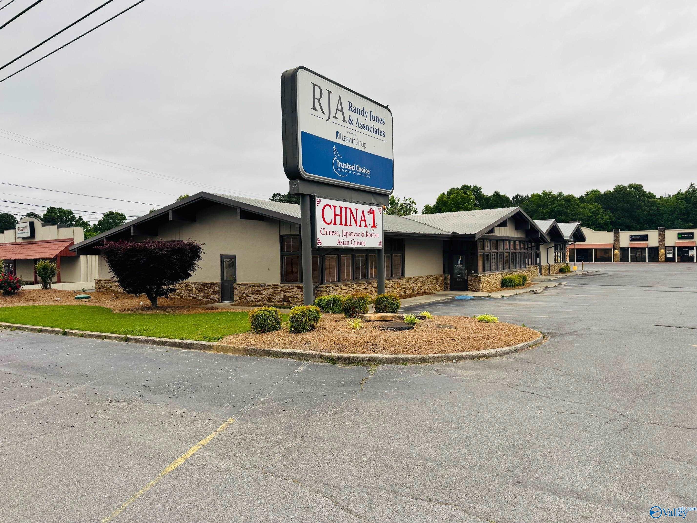 8600 US Highway 431 — photo