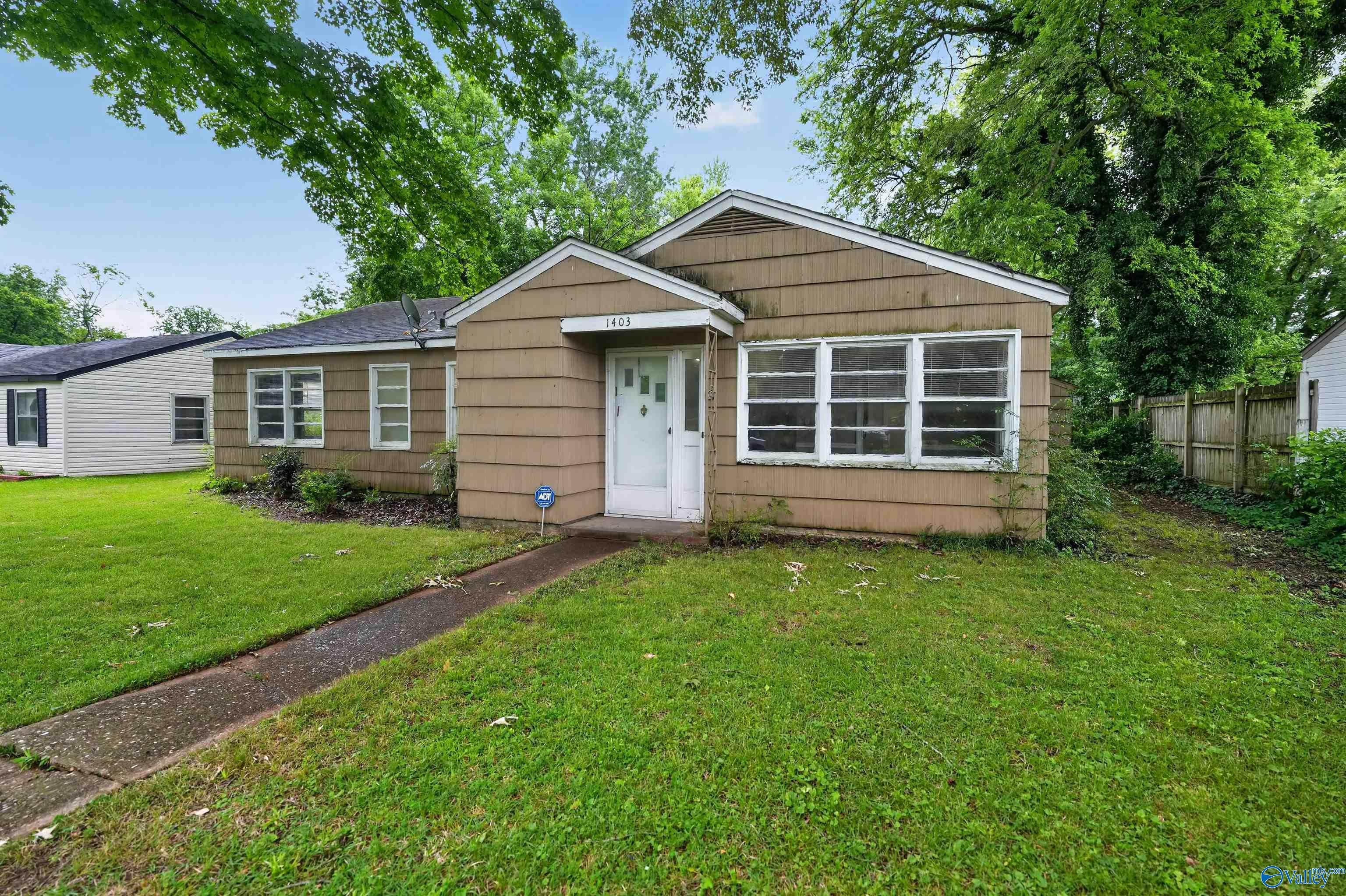 1403 Cypress Street SE — photo