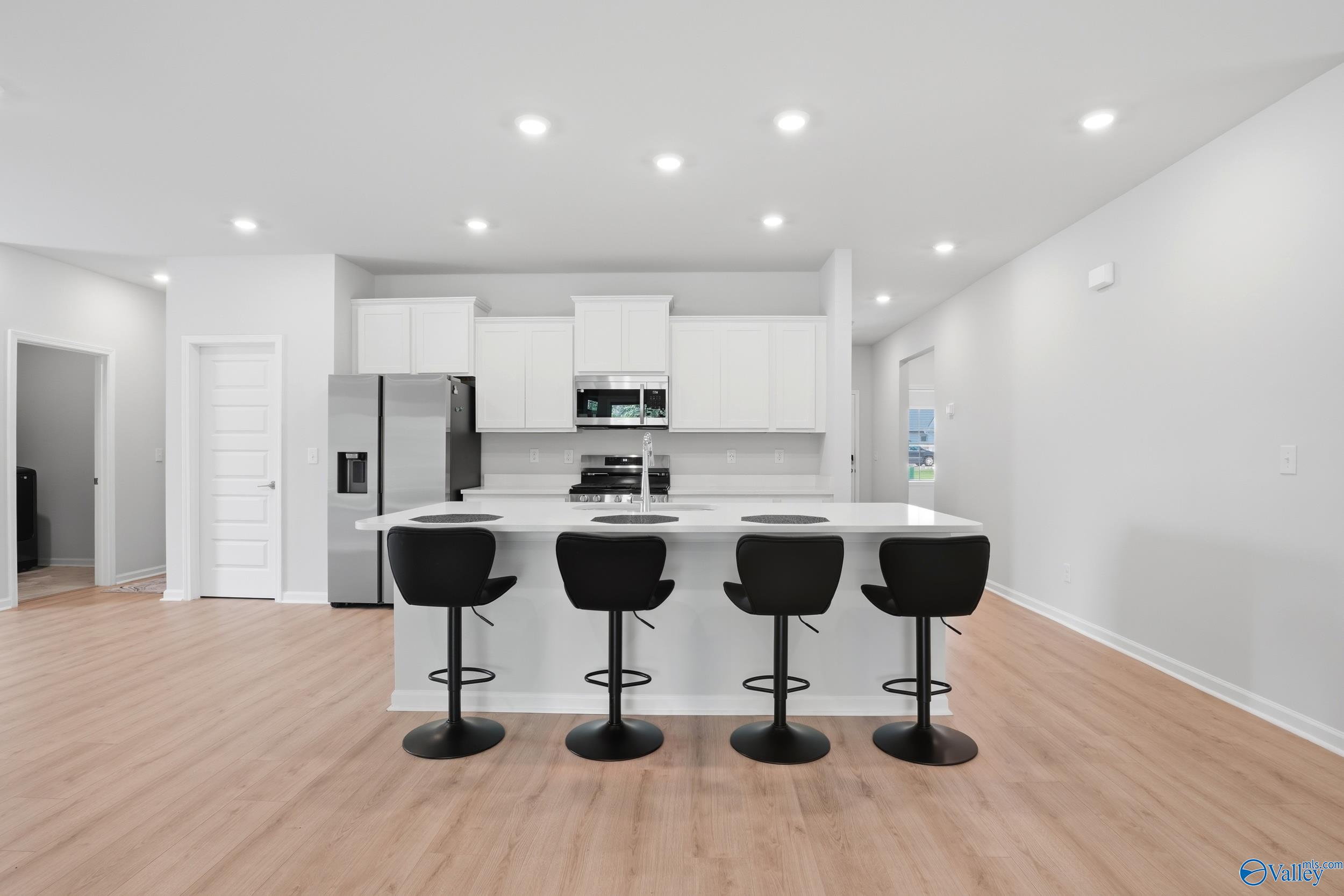 21651 Ginn Point Road — photo