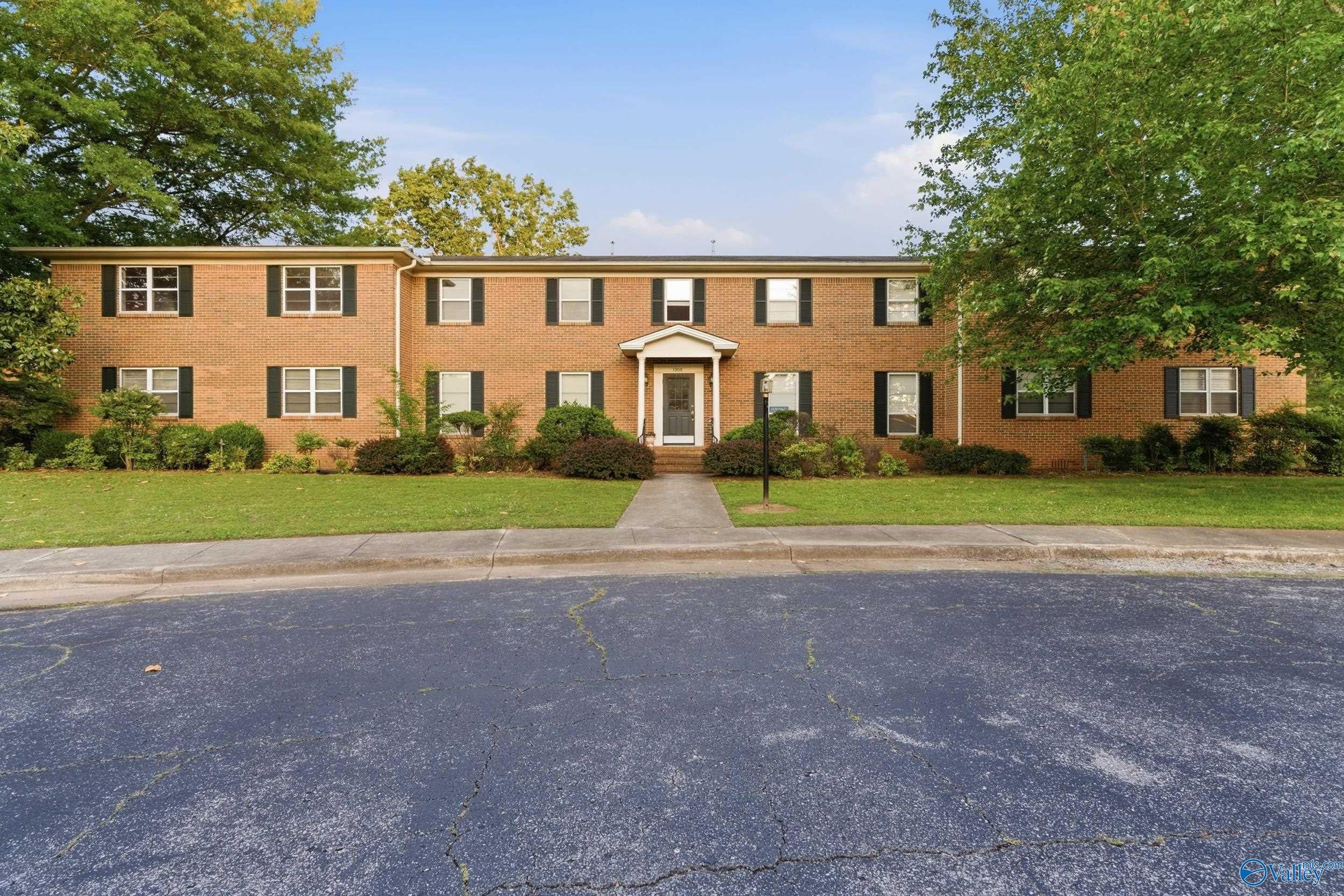 1205 Bailey Cove Circle SE C — photo