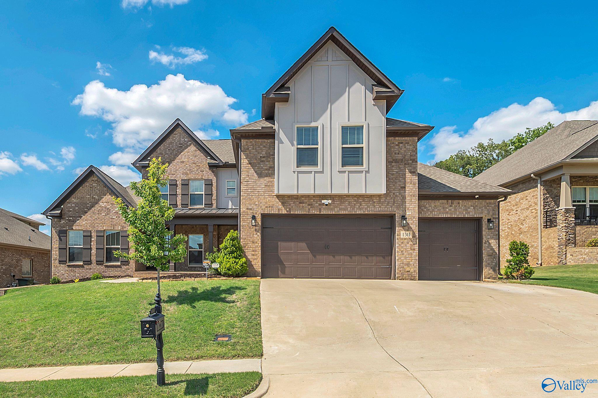 1311 Pecan Point Way SE — photo