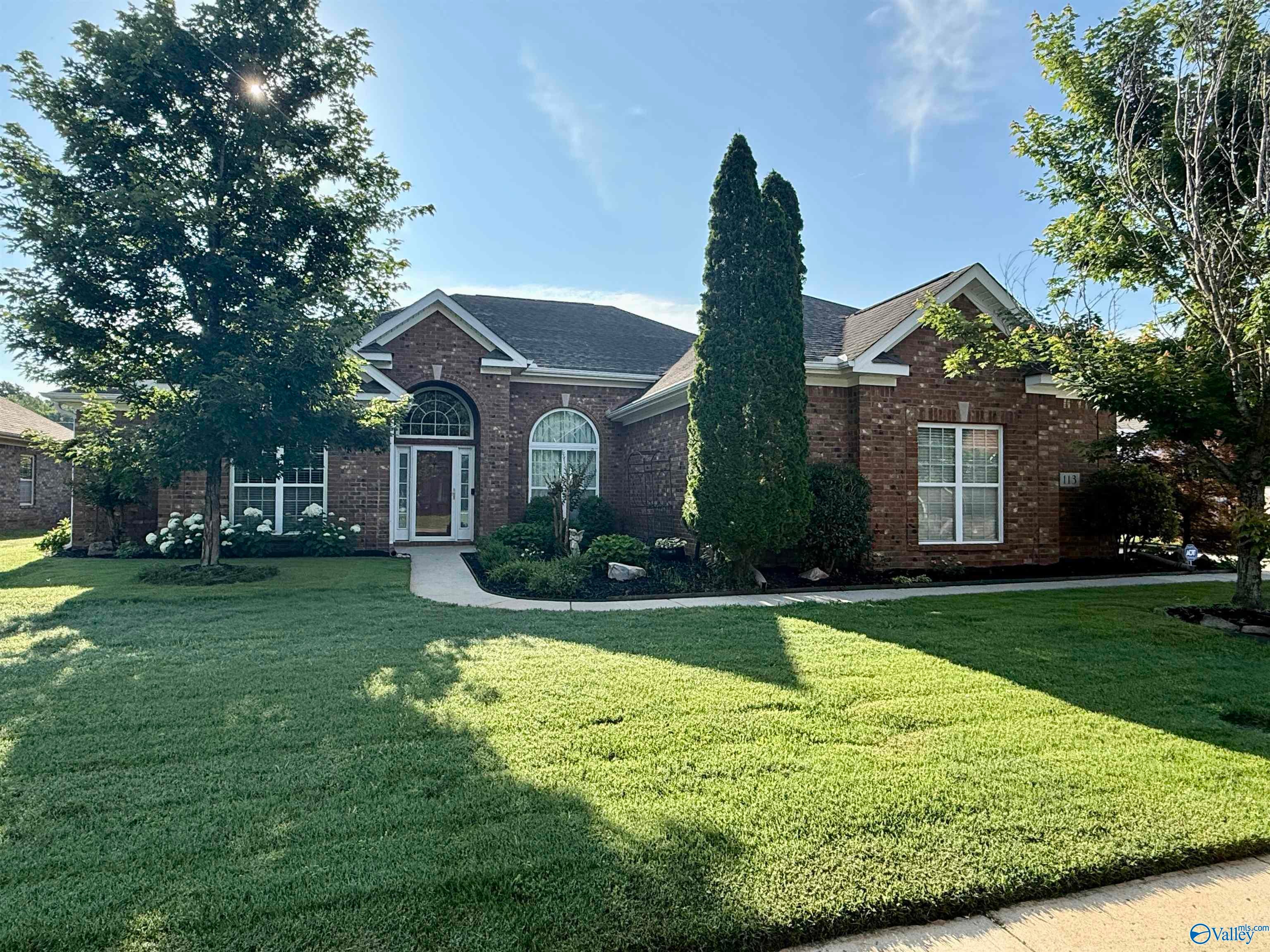 113 Mallard Cove Drive — photo