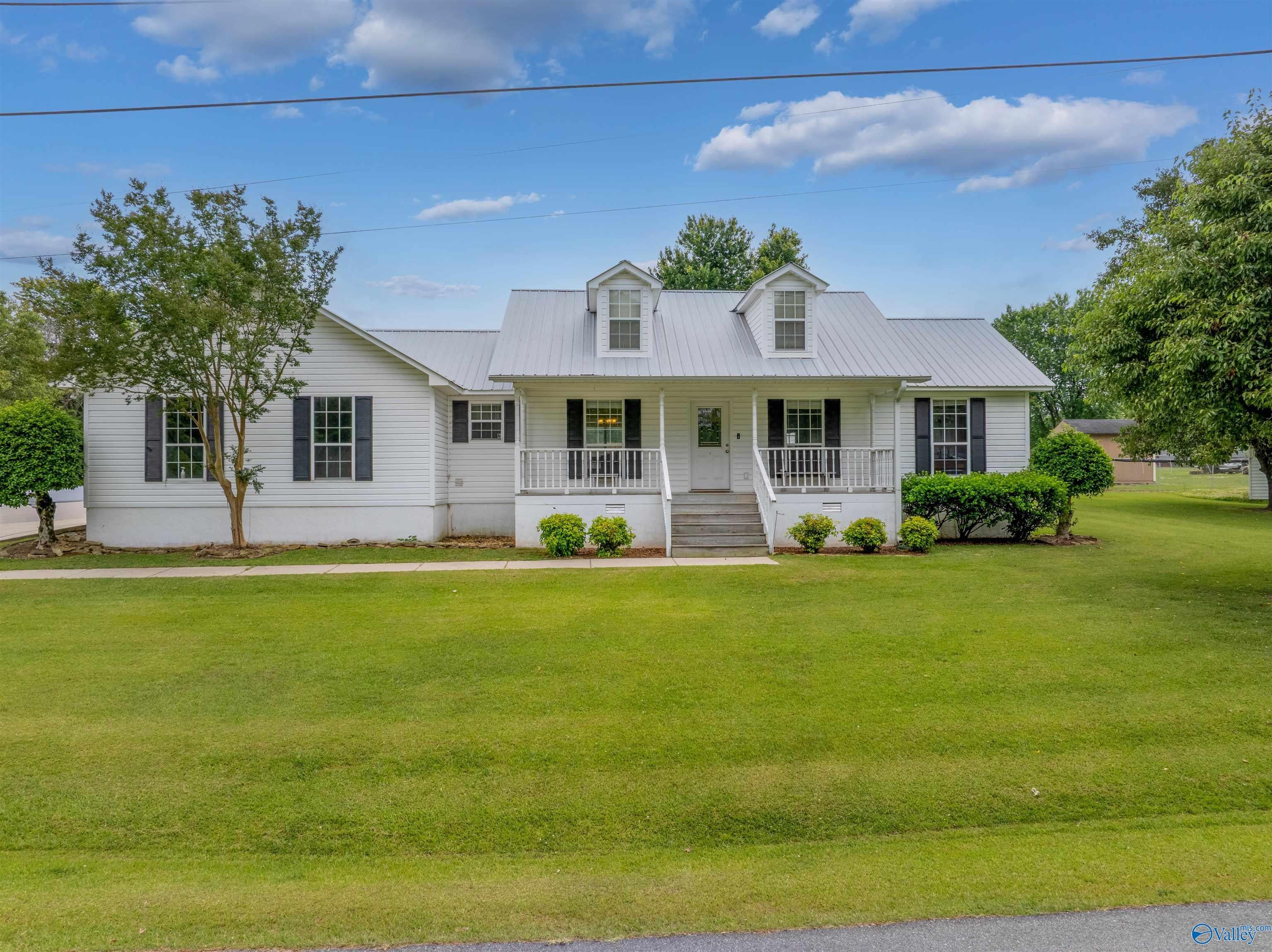 917 Leyland Drive — photo