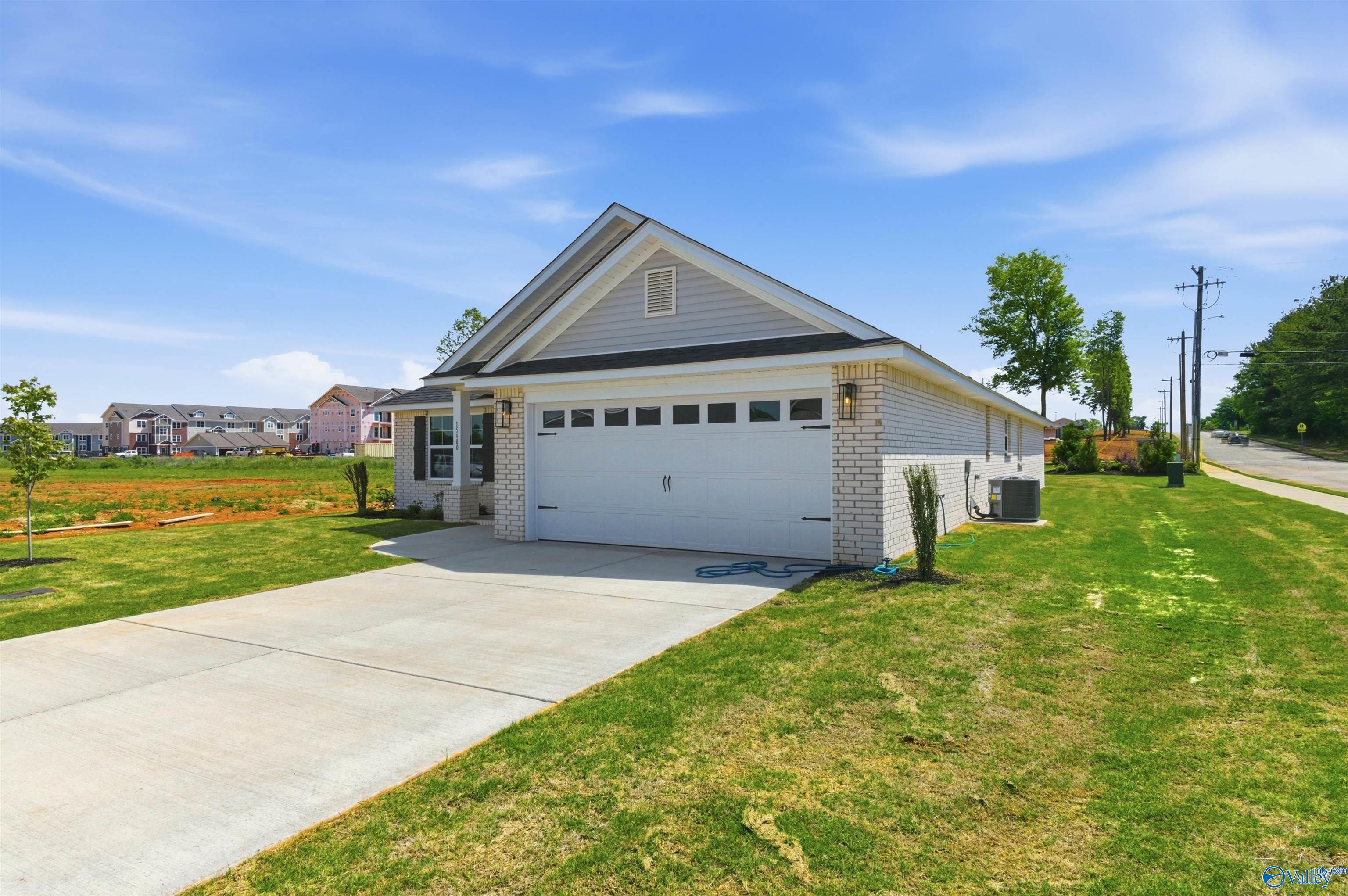 14098 Wildflower Drive — photo