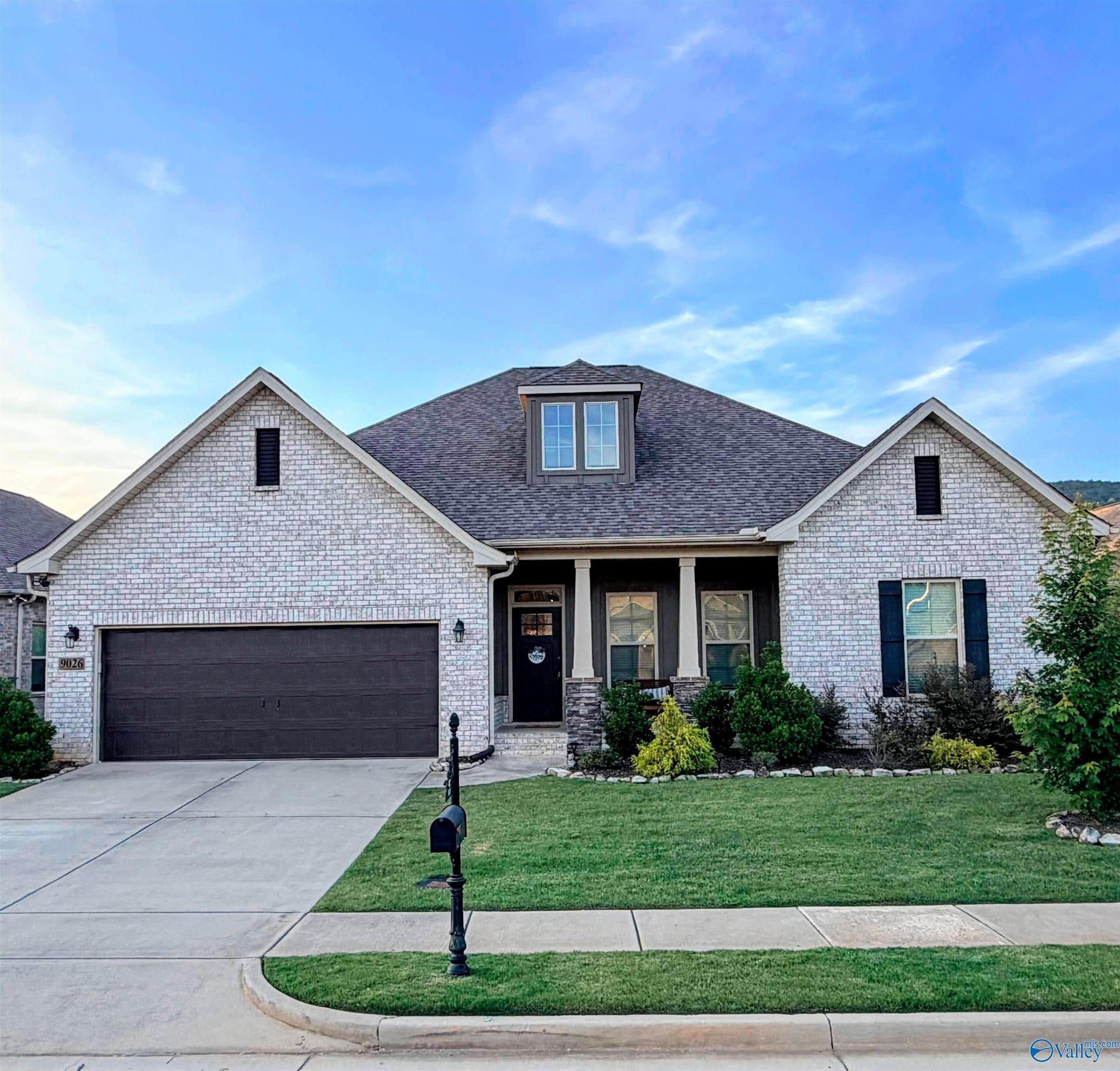 9026 Mountain Preserve Boulevard — photo