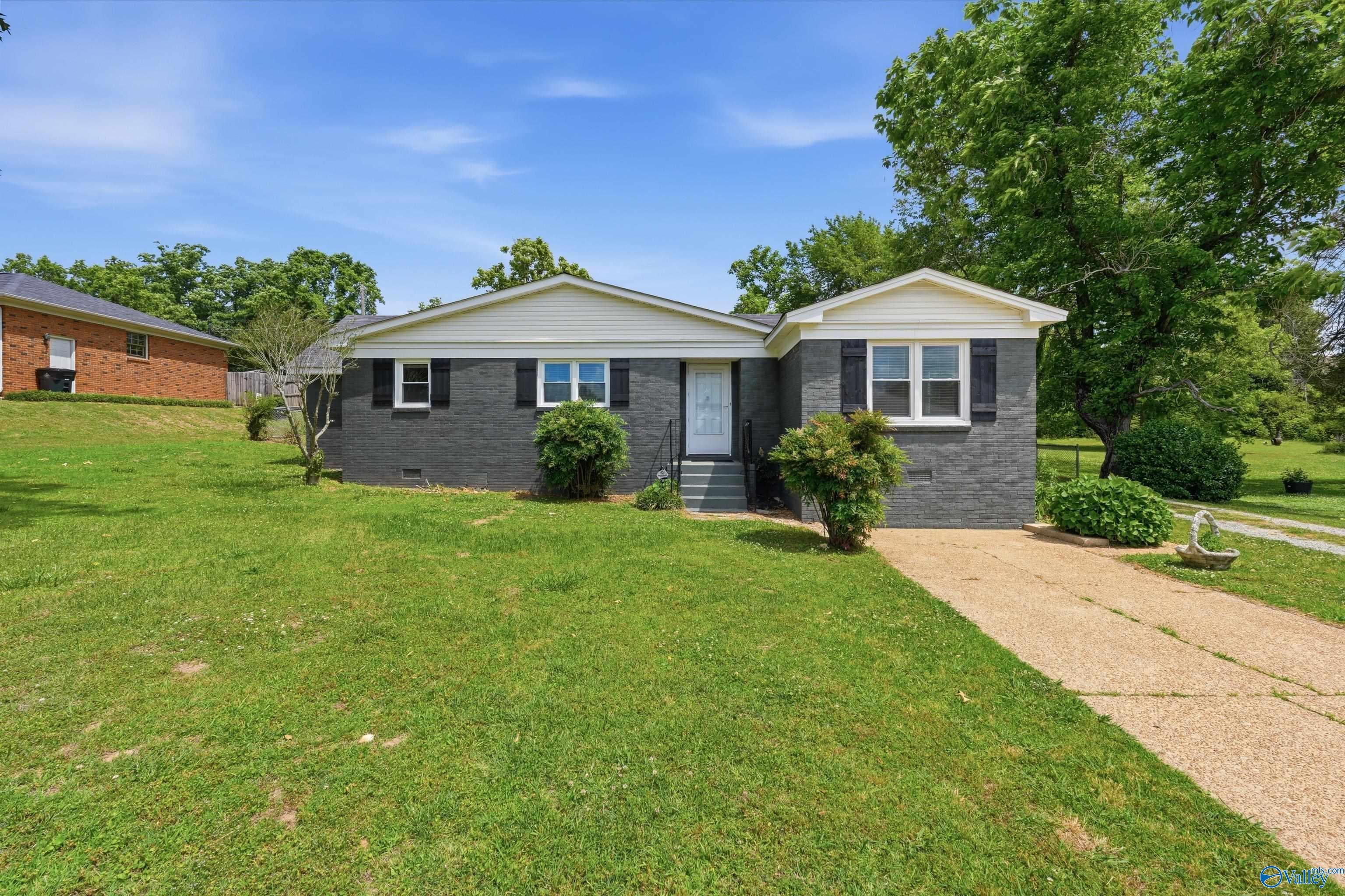 515 E Rasch Road, Florence AL 35633