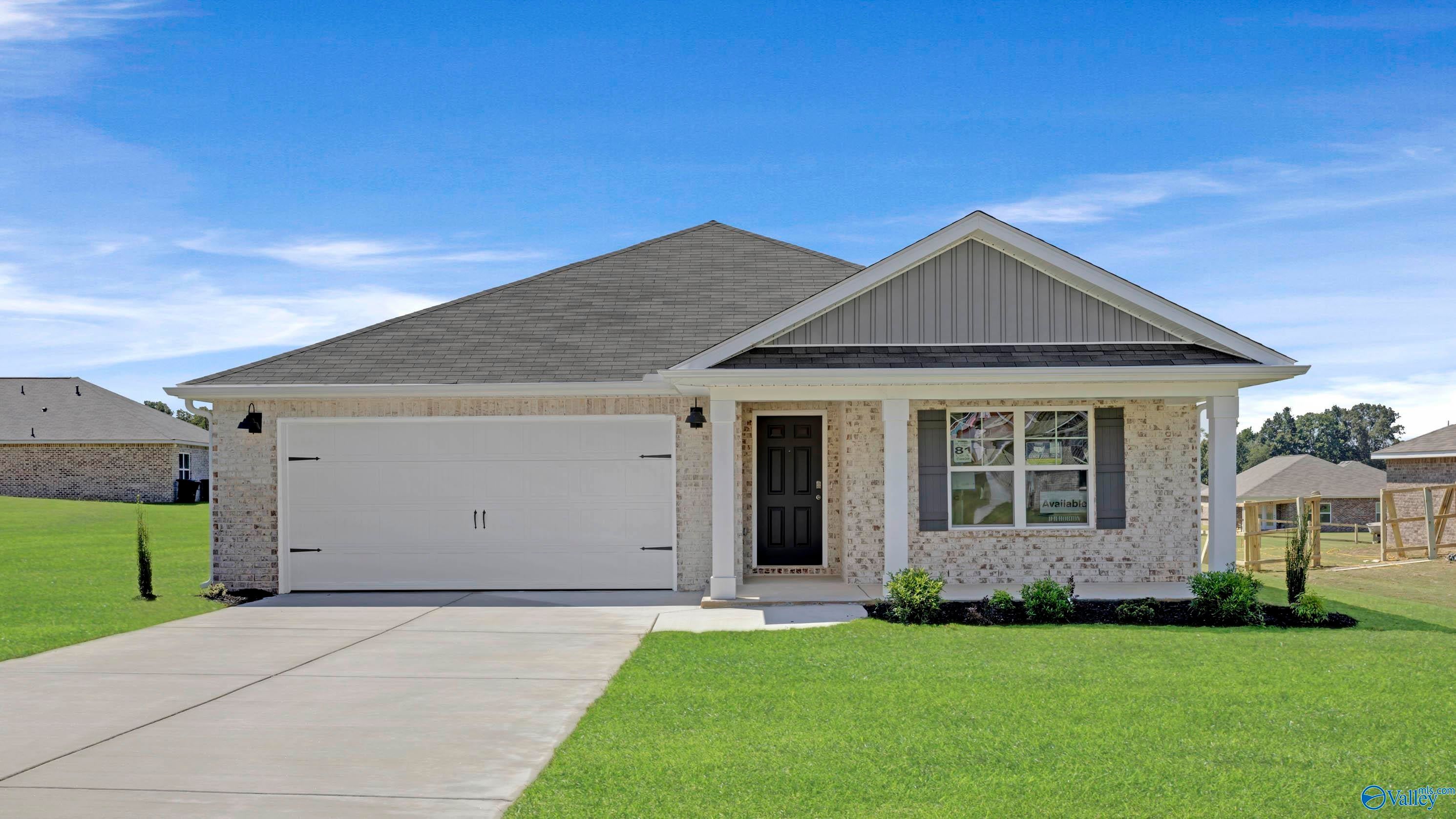 137 Aurora Circle — photo