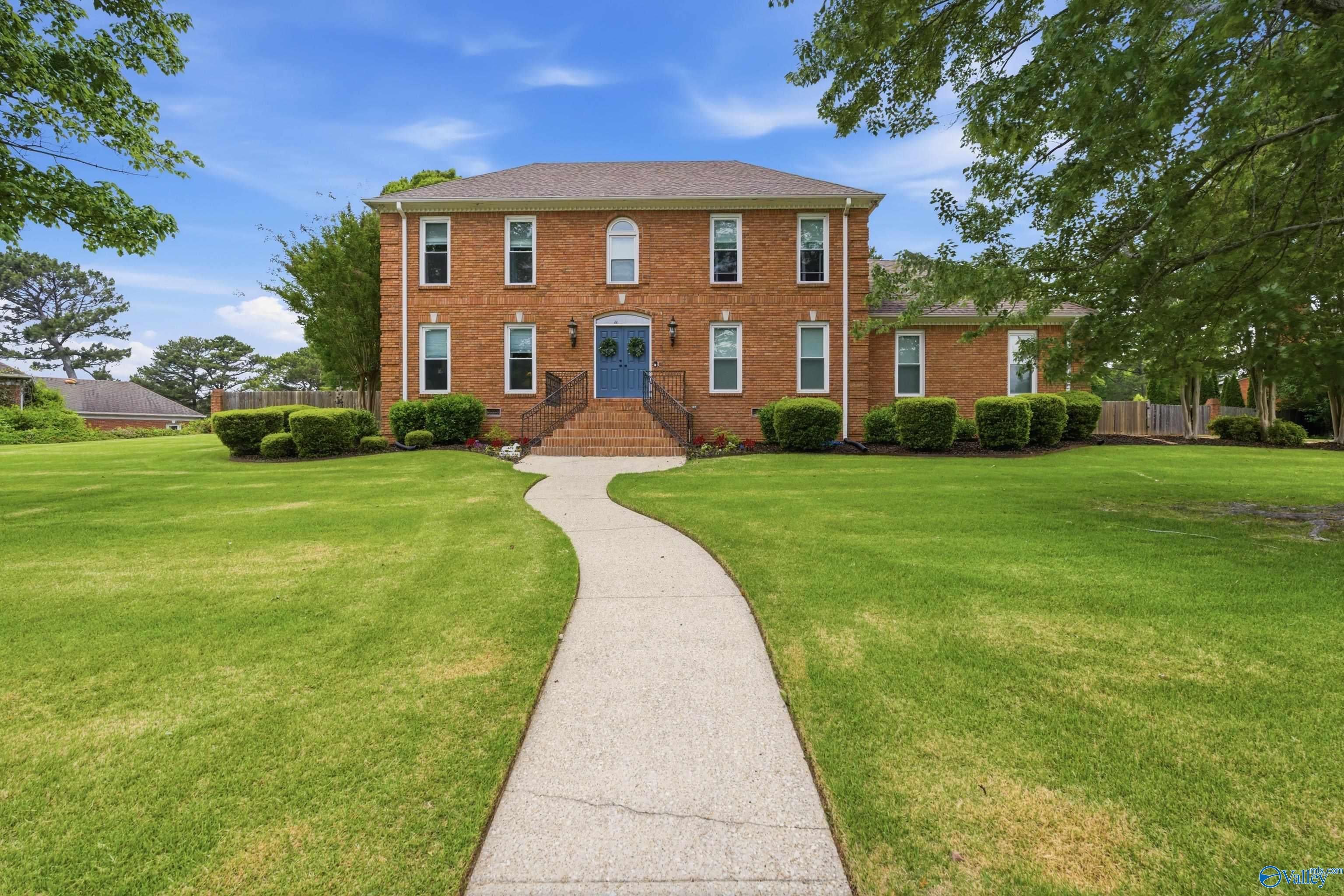 1672 Pinehurst Lane — photo