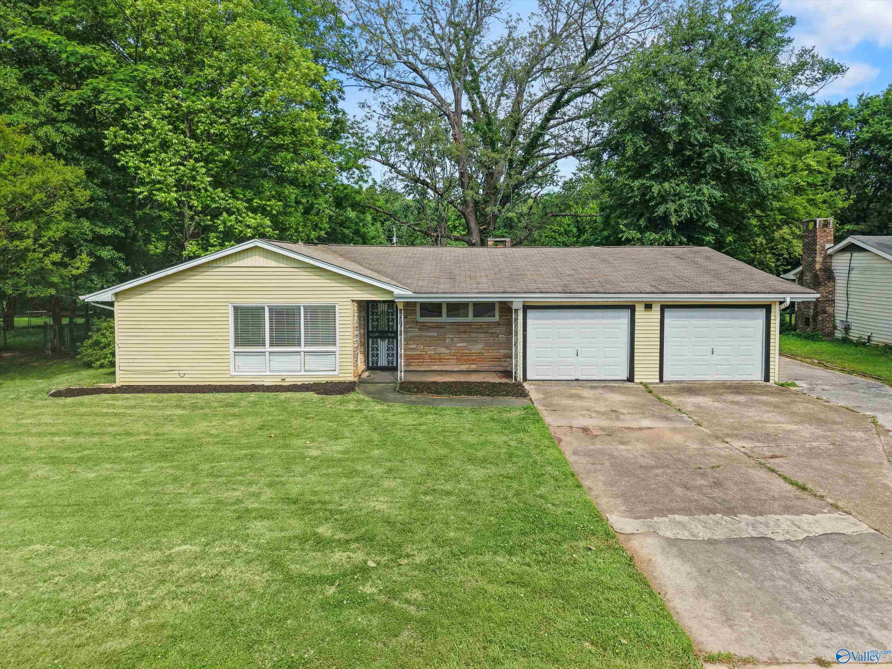 908 Speake Road NW — photo