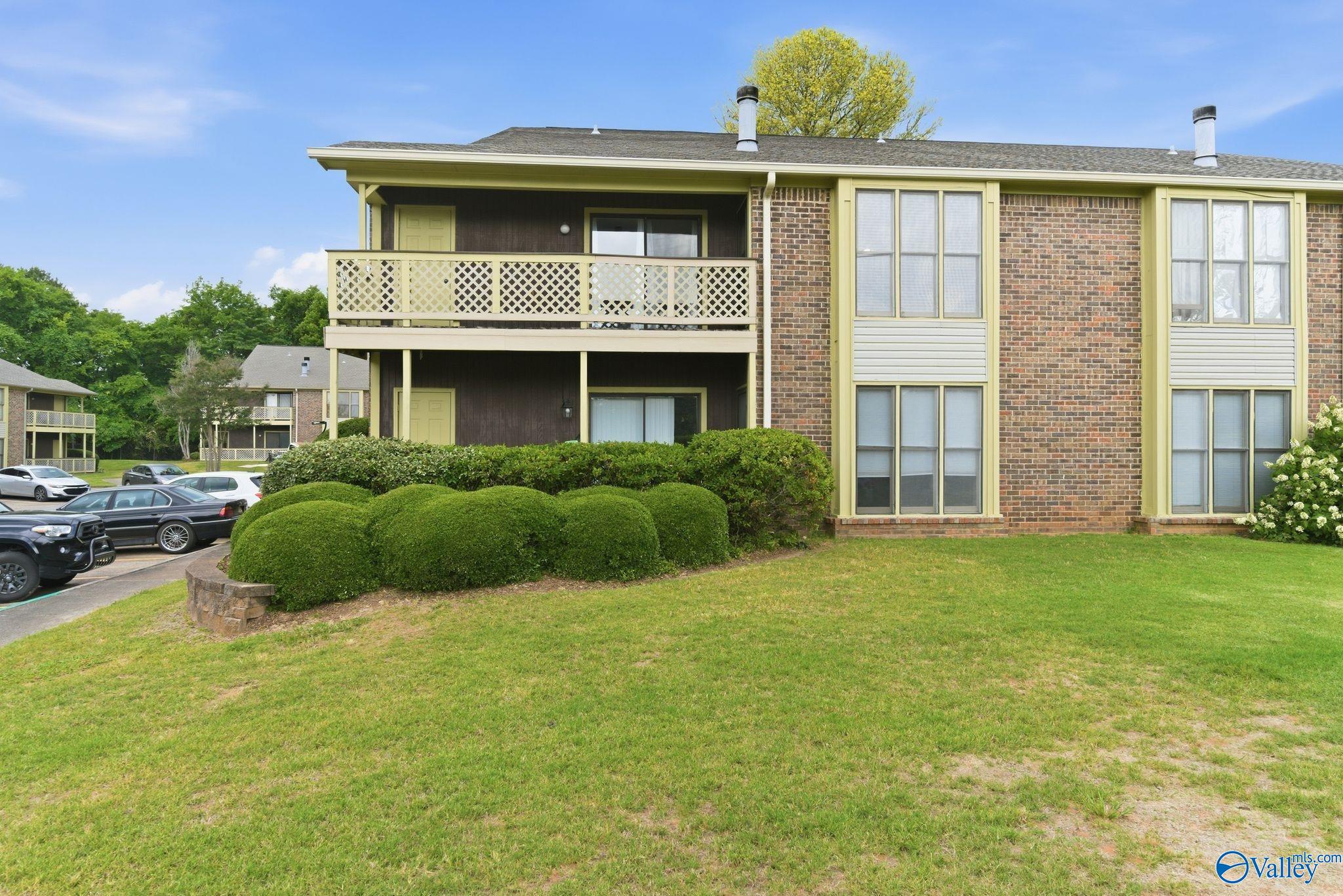 5143 Seven Pines Circle 7 — photo
