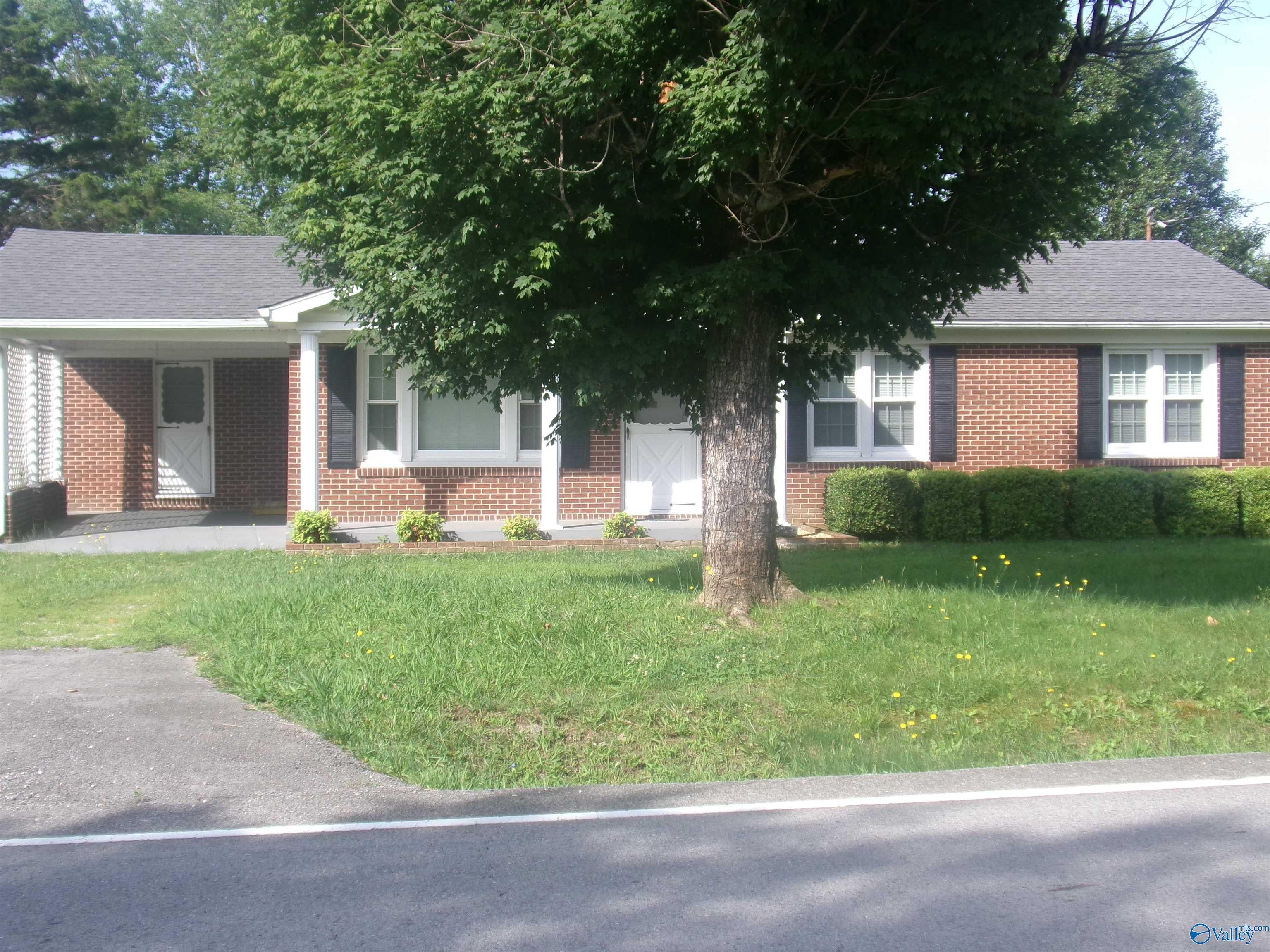 2204 Chisholm Road — photo
