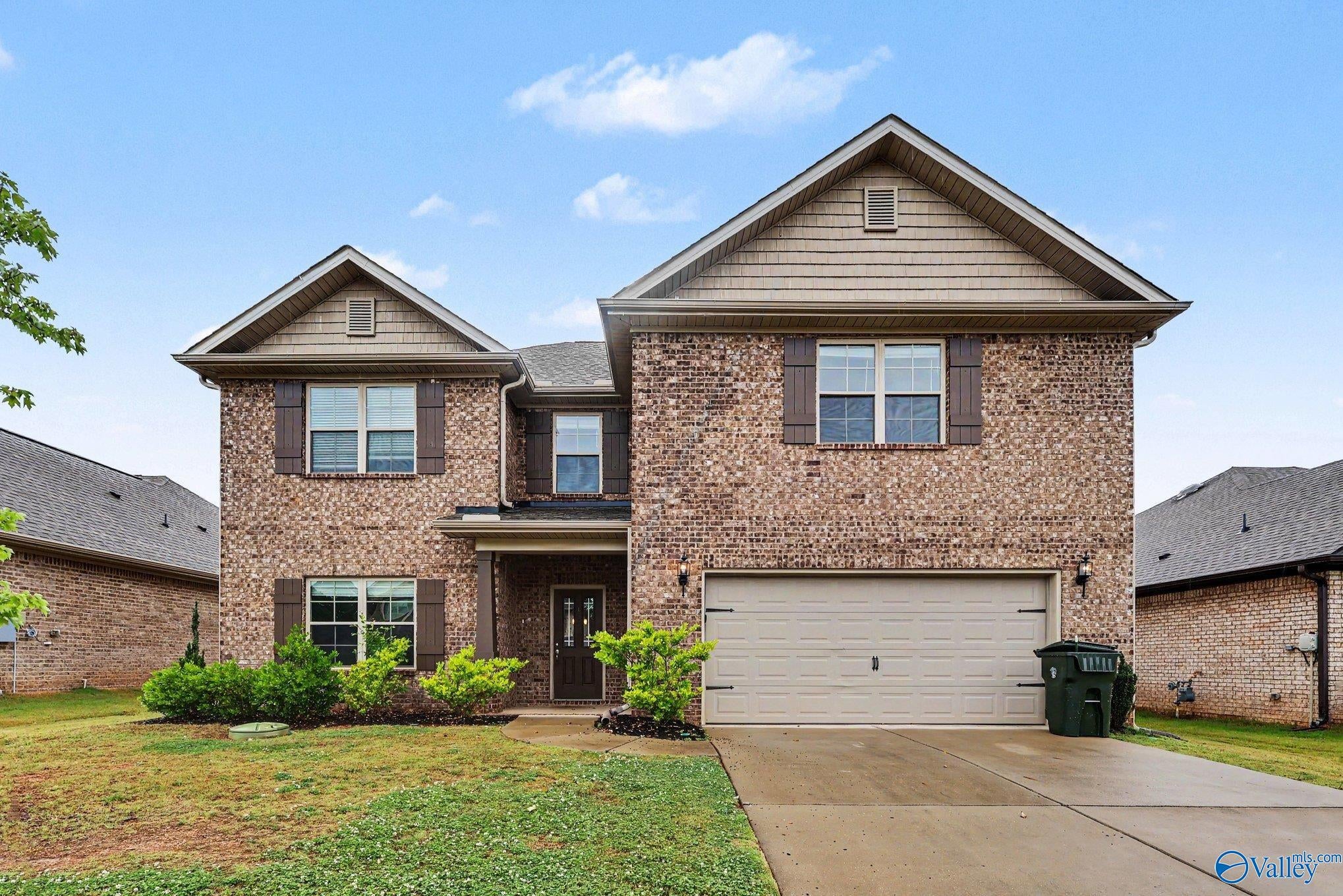 105 Grove Hill Circle — photo