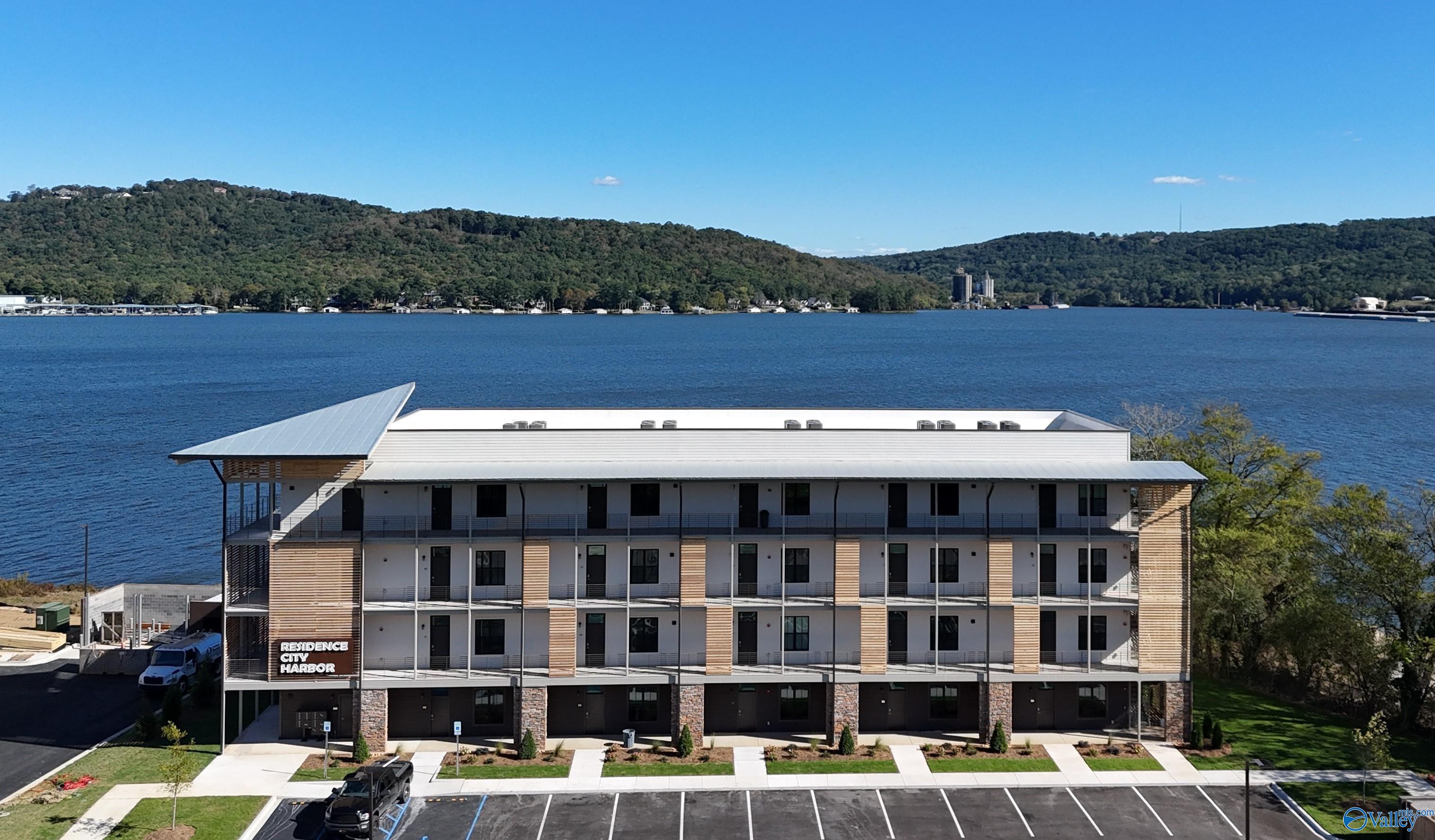 202 Paddle Wheel Drive 202 — photo
