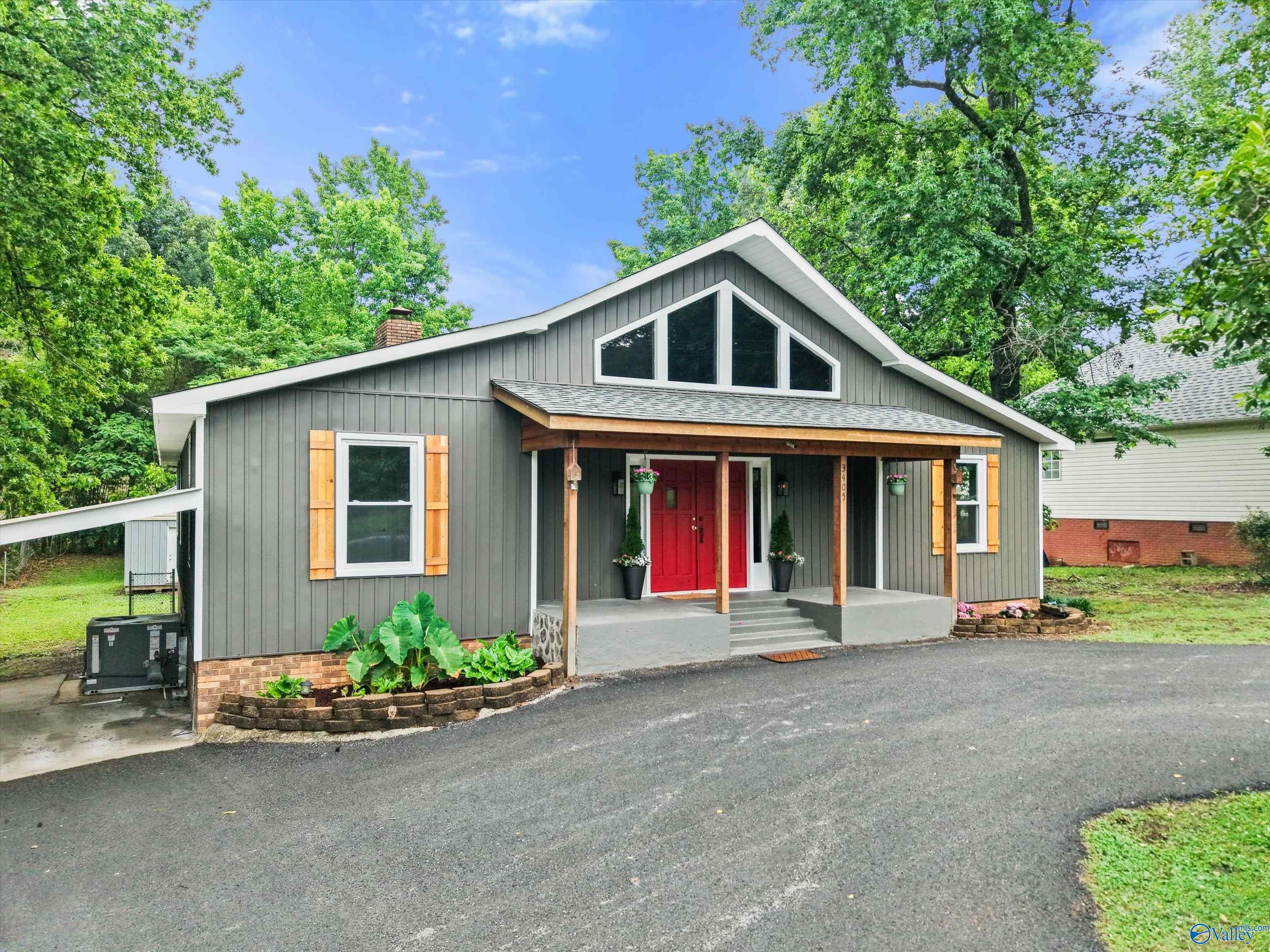 3405 Country Club Circle — photo