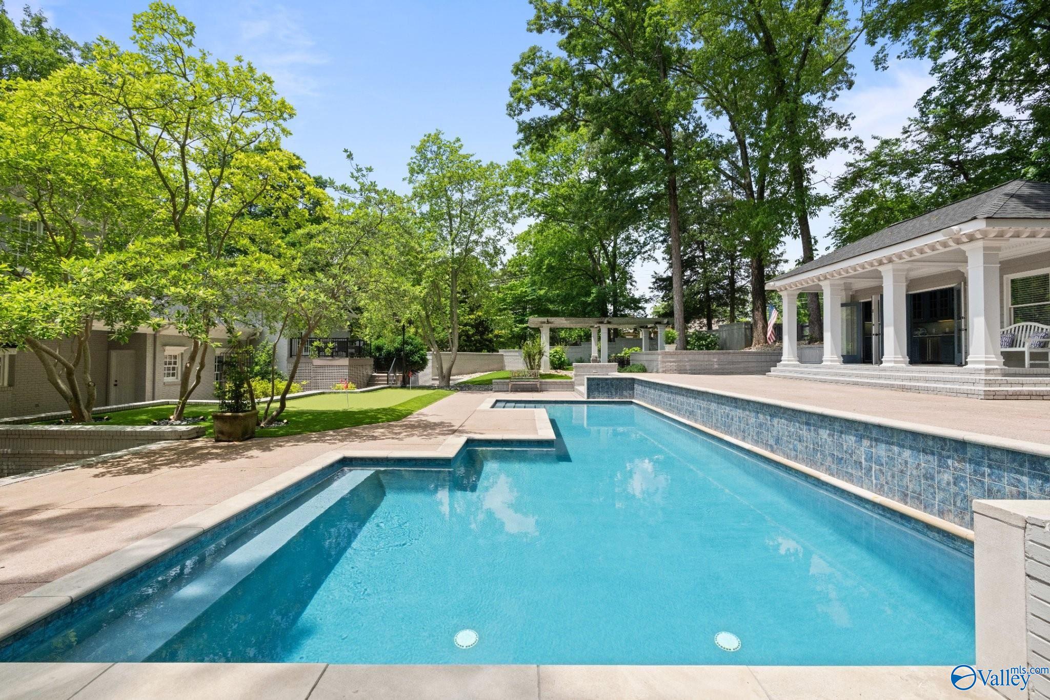 1201 Deborah Drive SE — photo