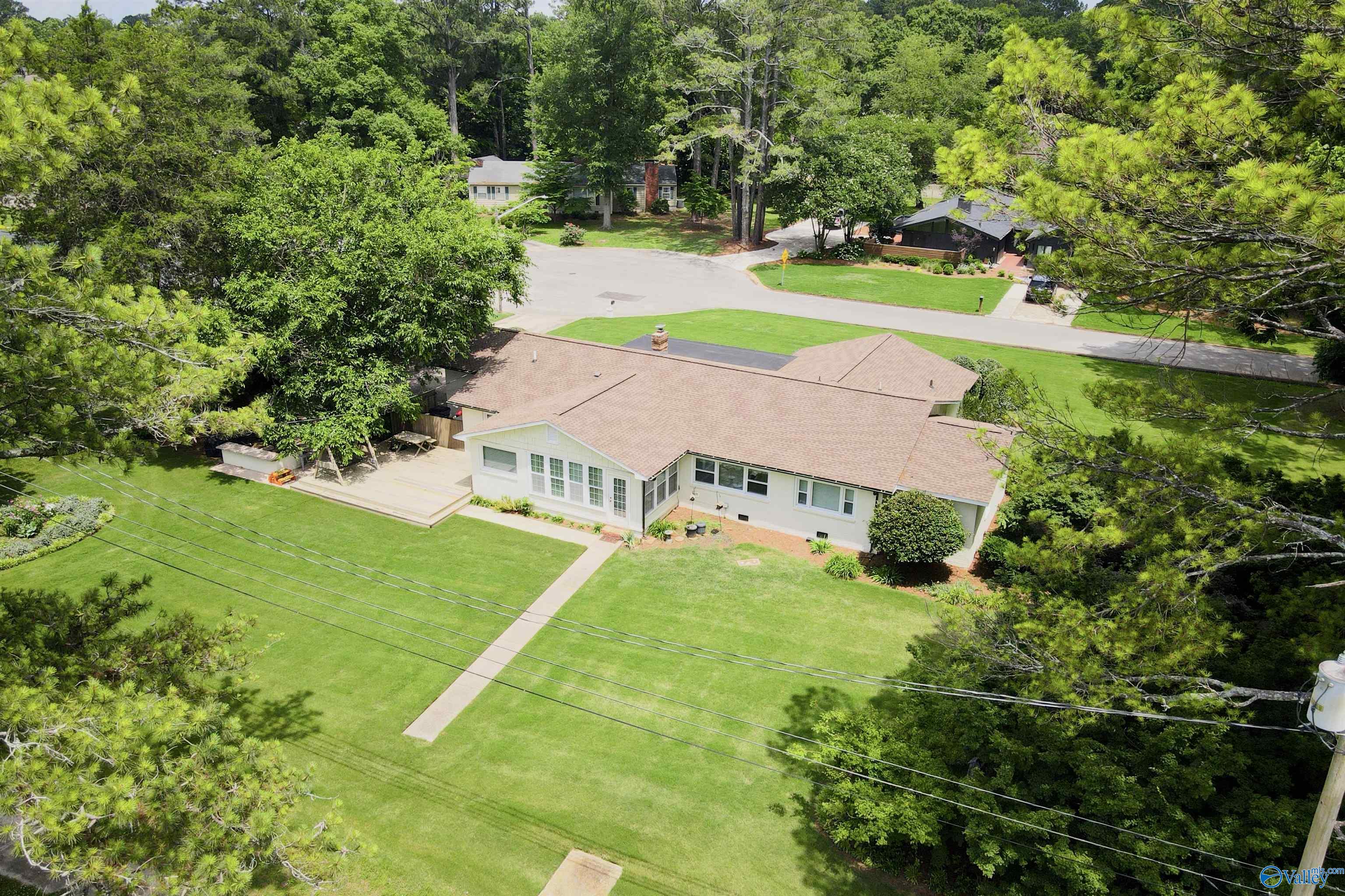 1503 Fairway Drive SE, Decatur, AL 35601 — photo 2