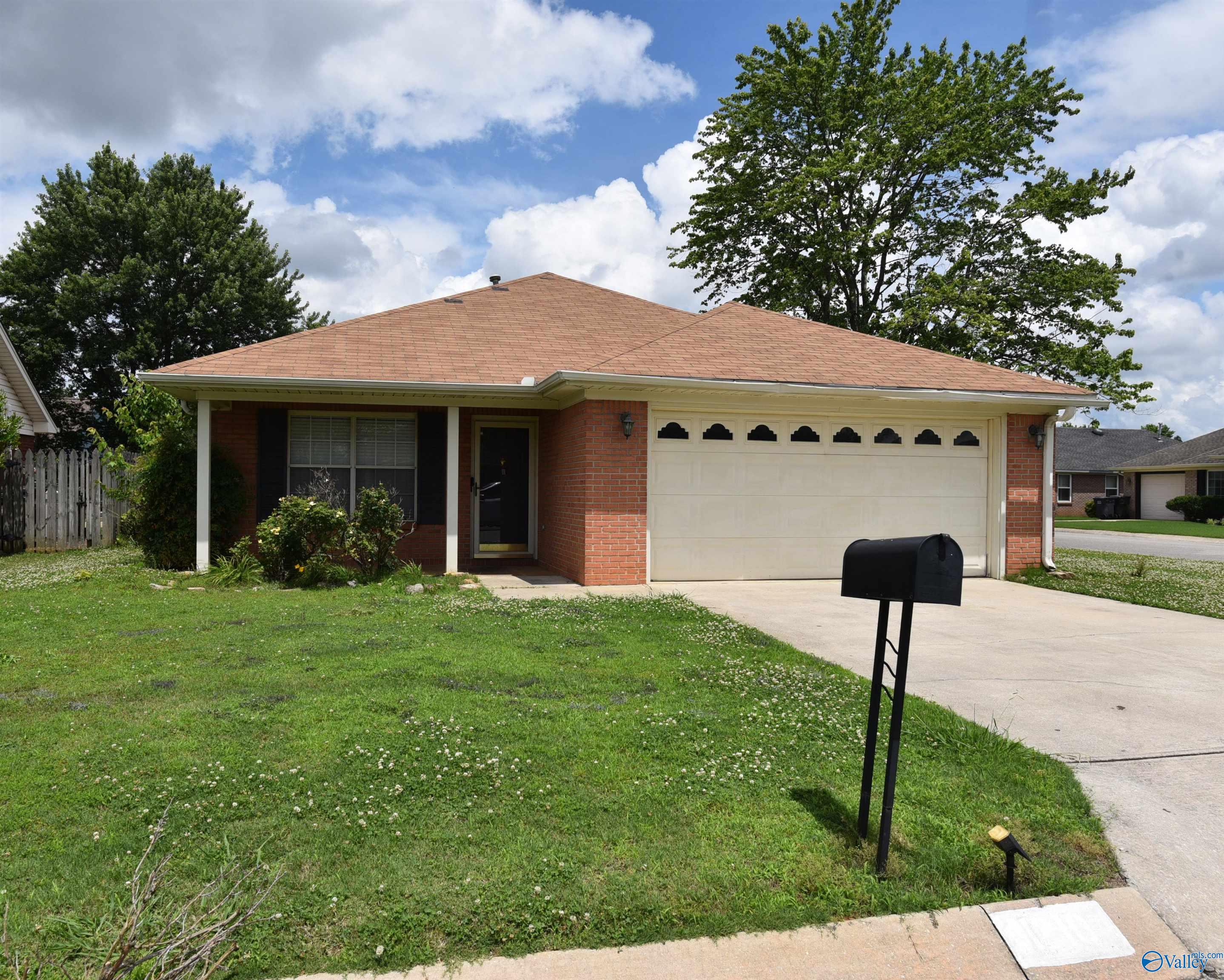 1210 Palisade Court SW — photo