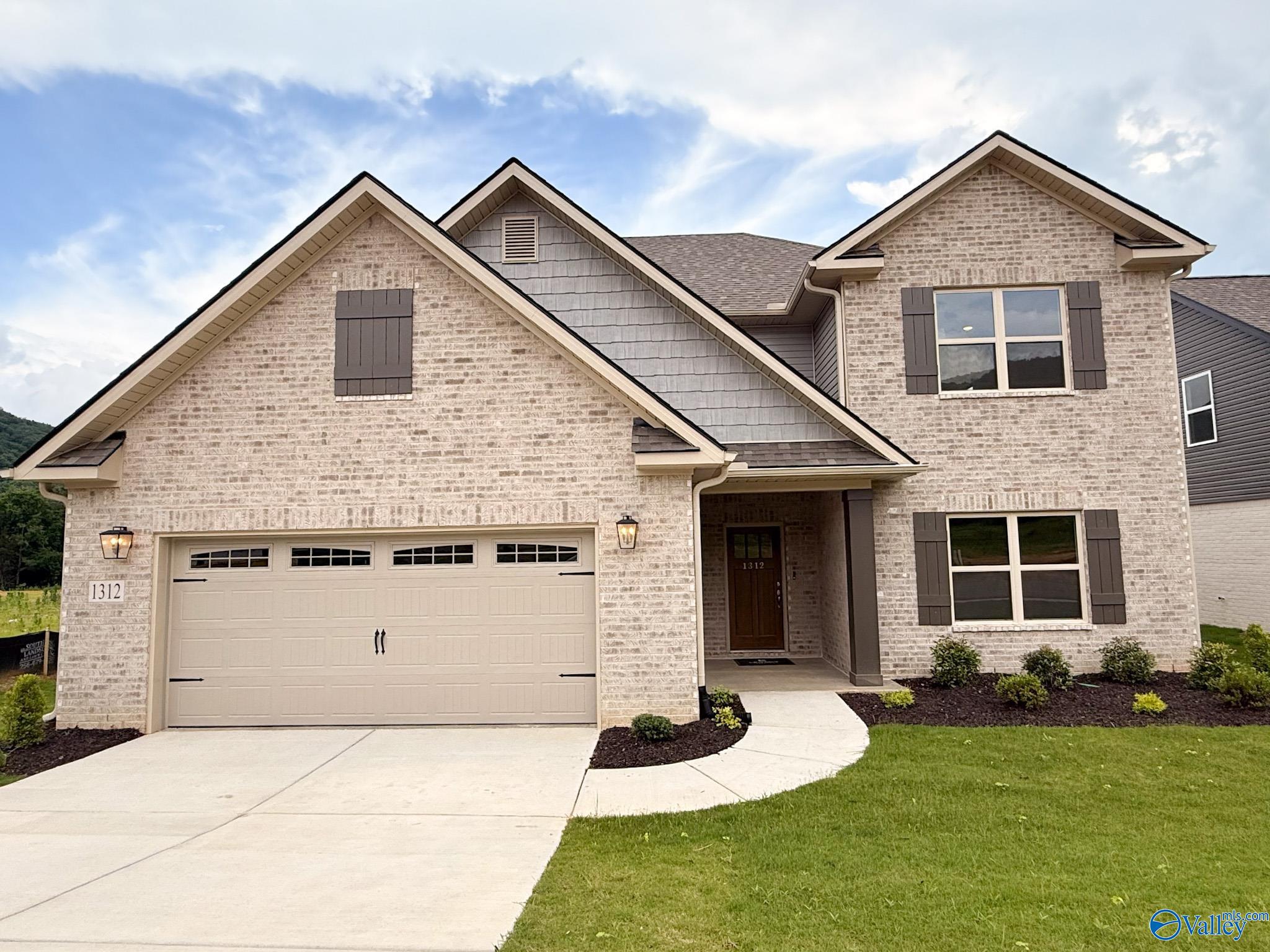 1312 Vermilion Circle — photo