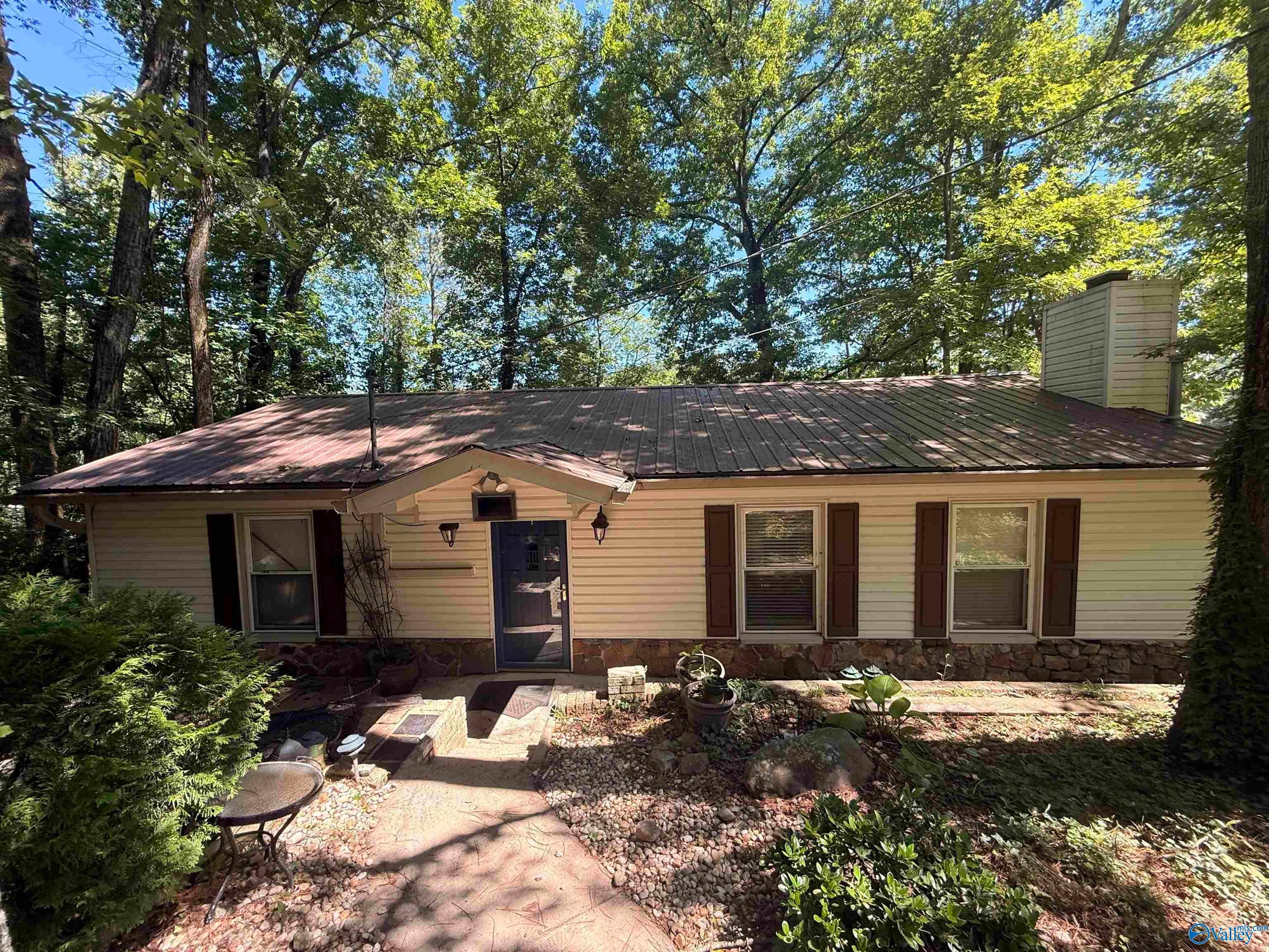 4512 Hideaway Drive — photo