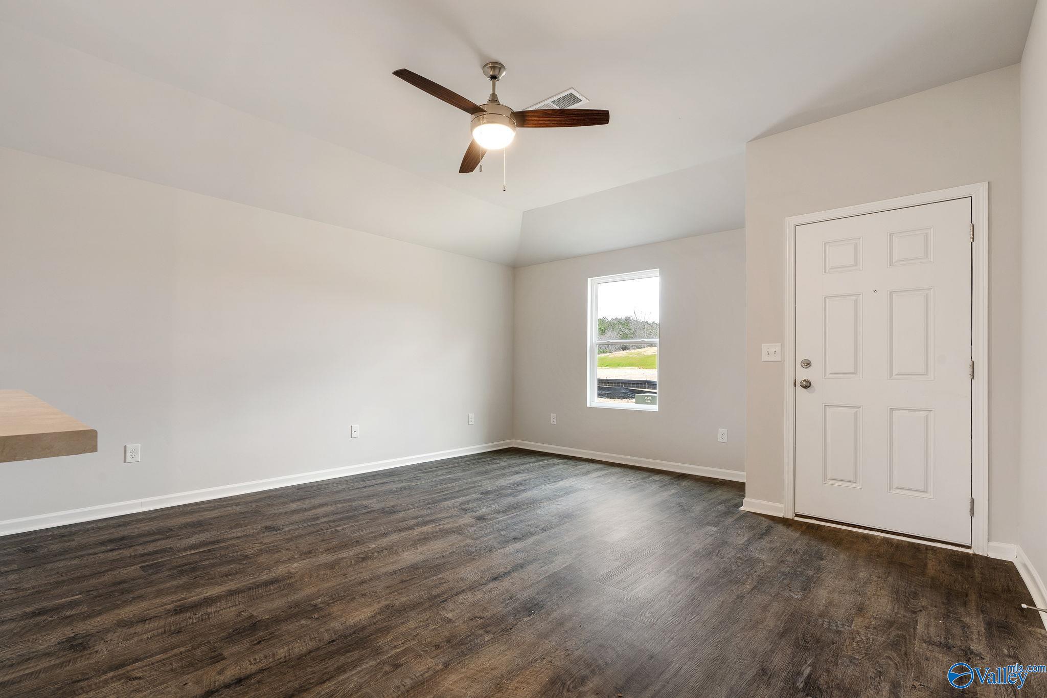 4024 McKenzie Drive, Decatur, AL 35603 — photo 3