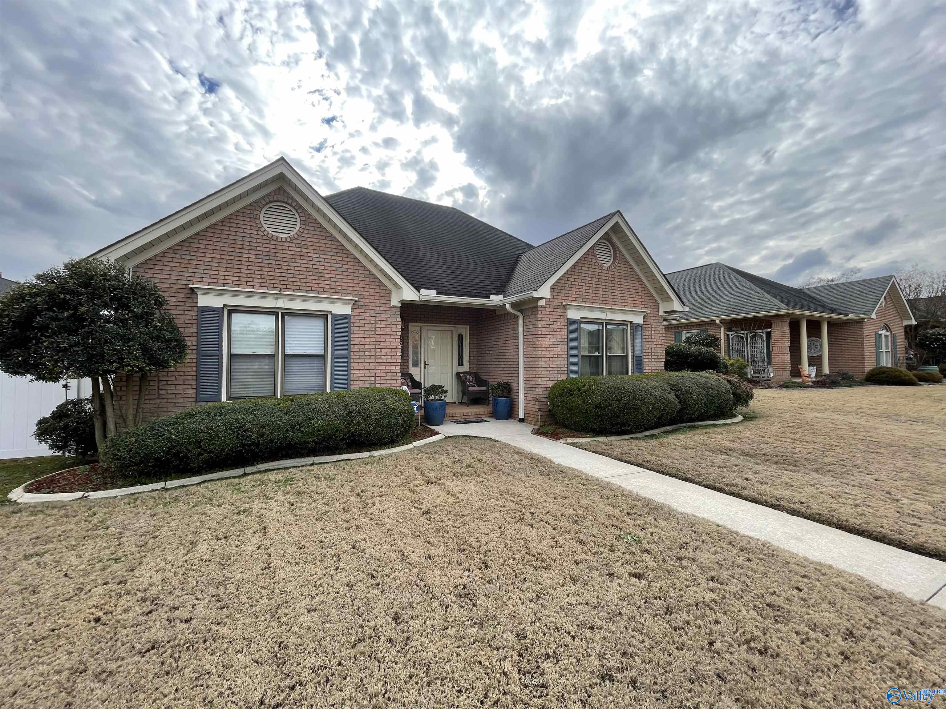 2217 Yorkshire Se SE, Decatur, AL 35601