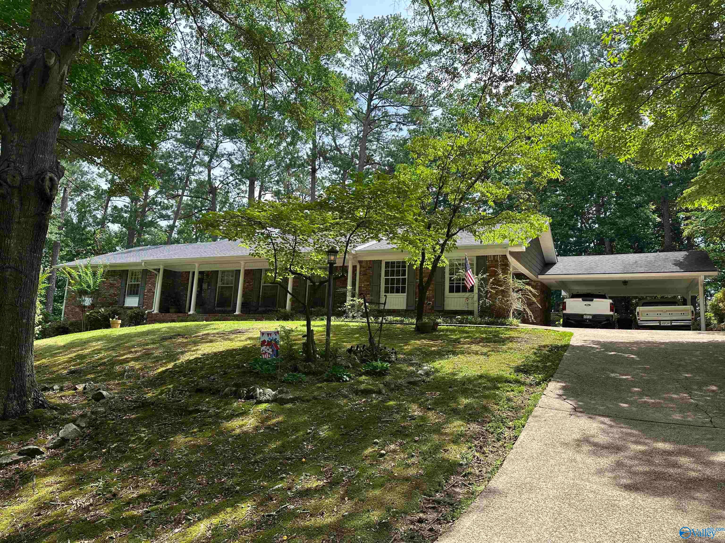 107 Dogwood Drive — photo