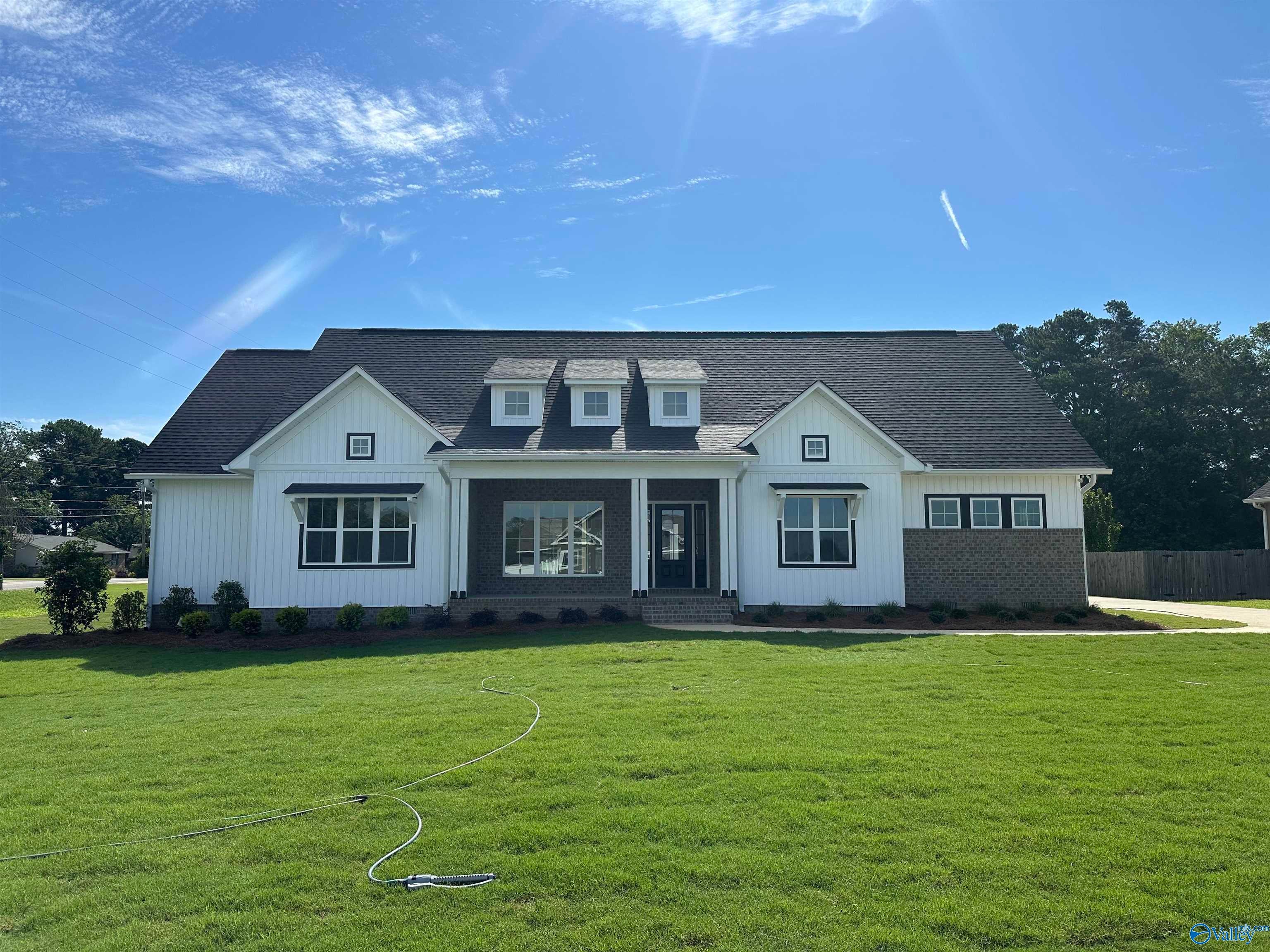 2665 Legacy Trace — photo