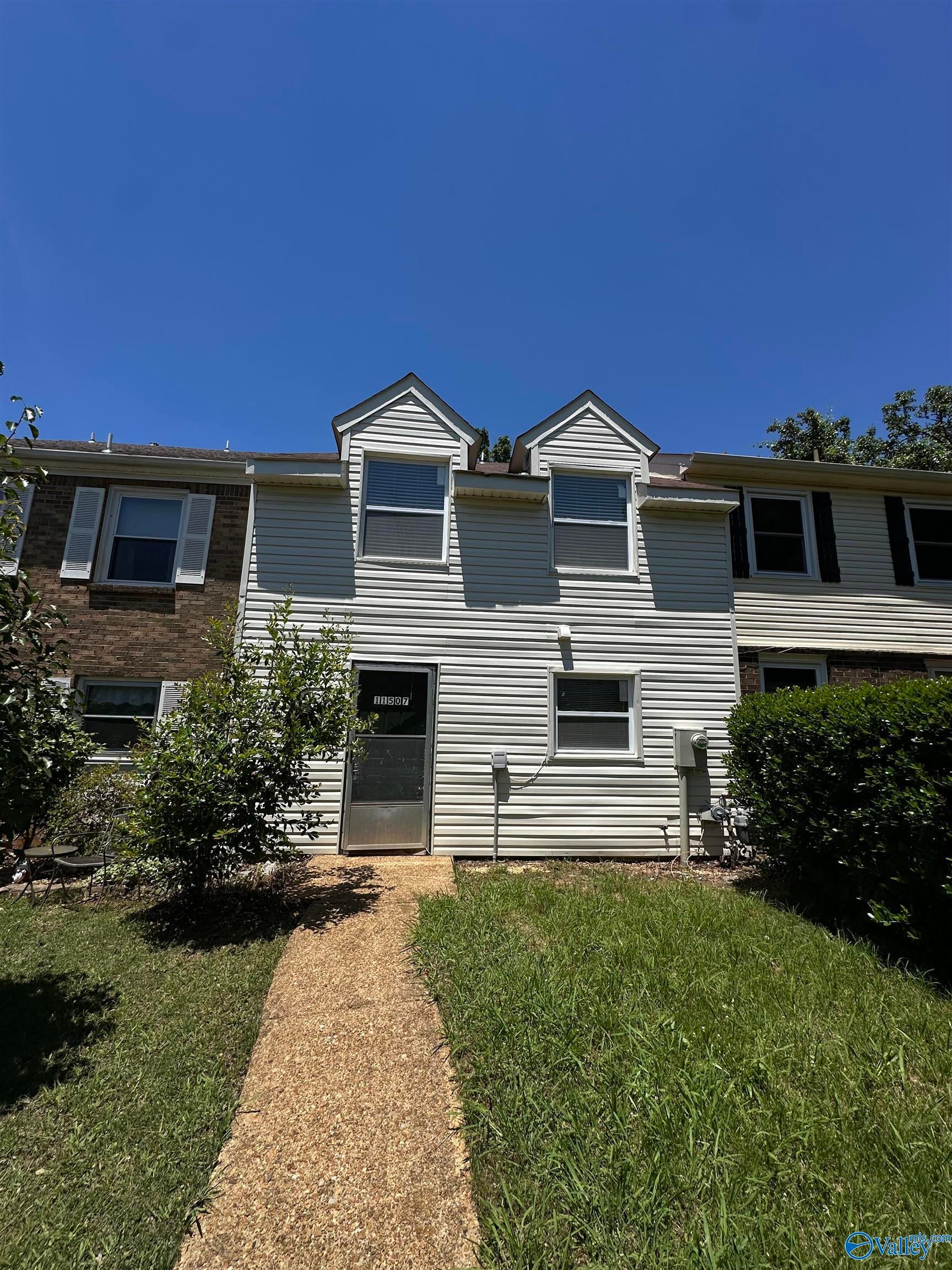 11507 Jade Lane — photo