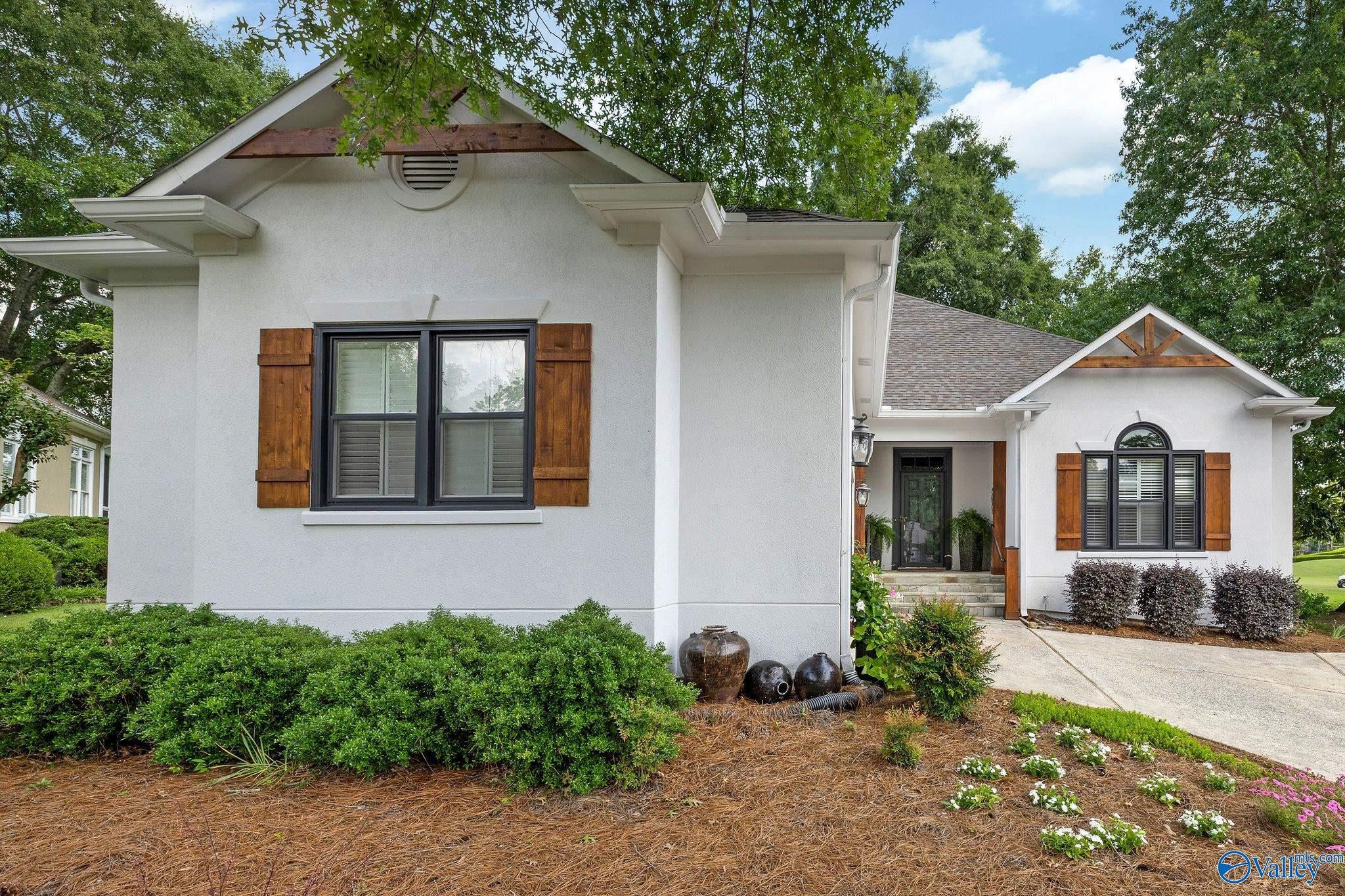 114 Ridgewood Circle — photo