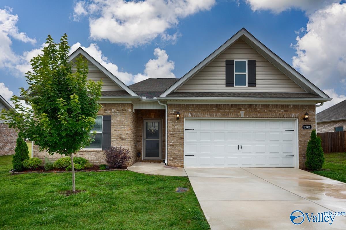 13801 Hill Place Lane — photo