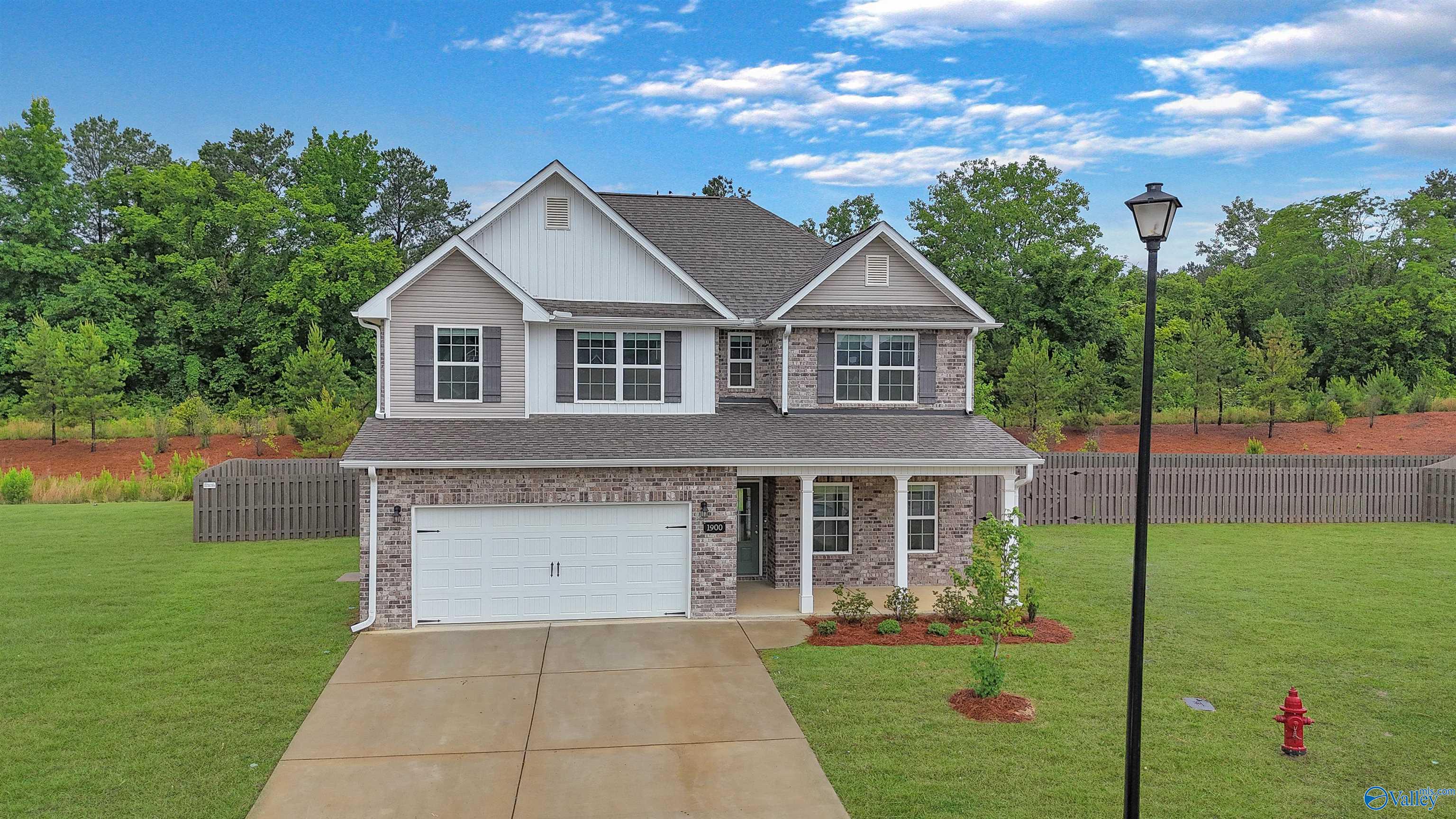 1900 Rae Court, Hartselle, AL 35640 — photo 2