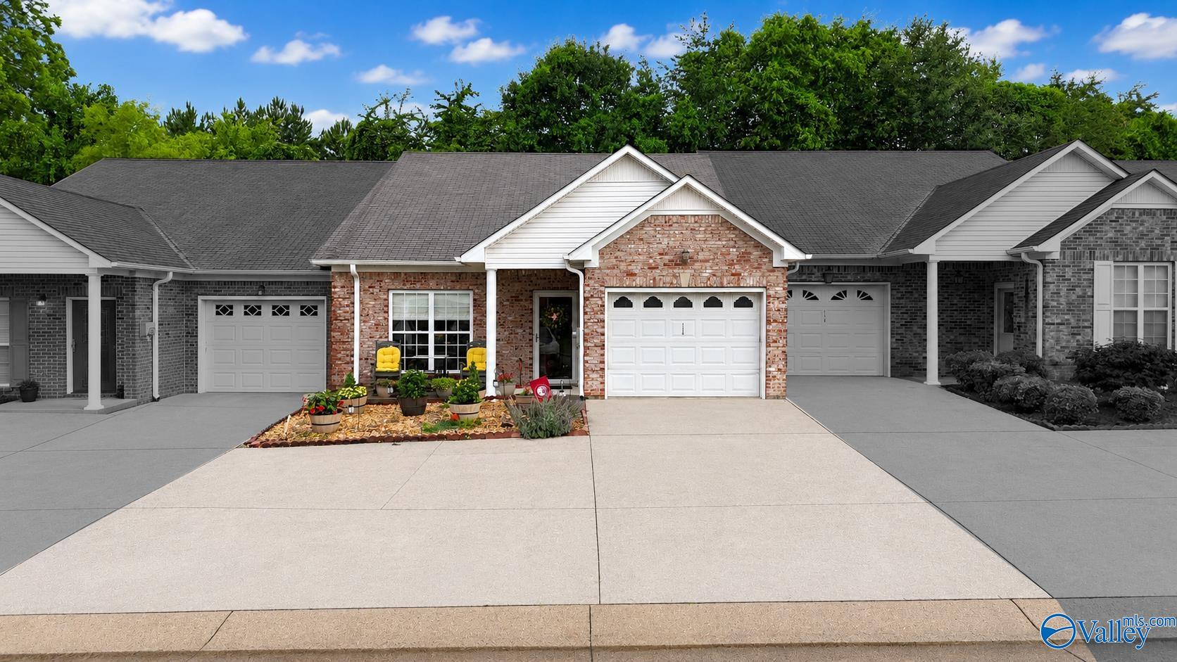 118 Santana Drive — photo