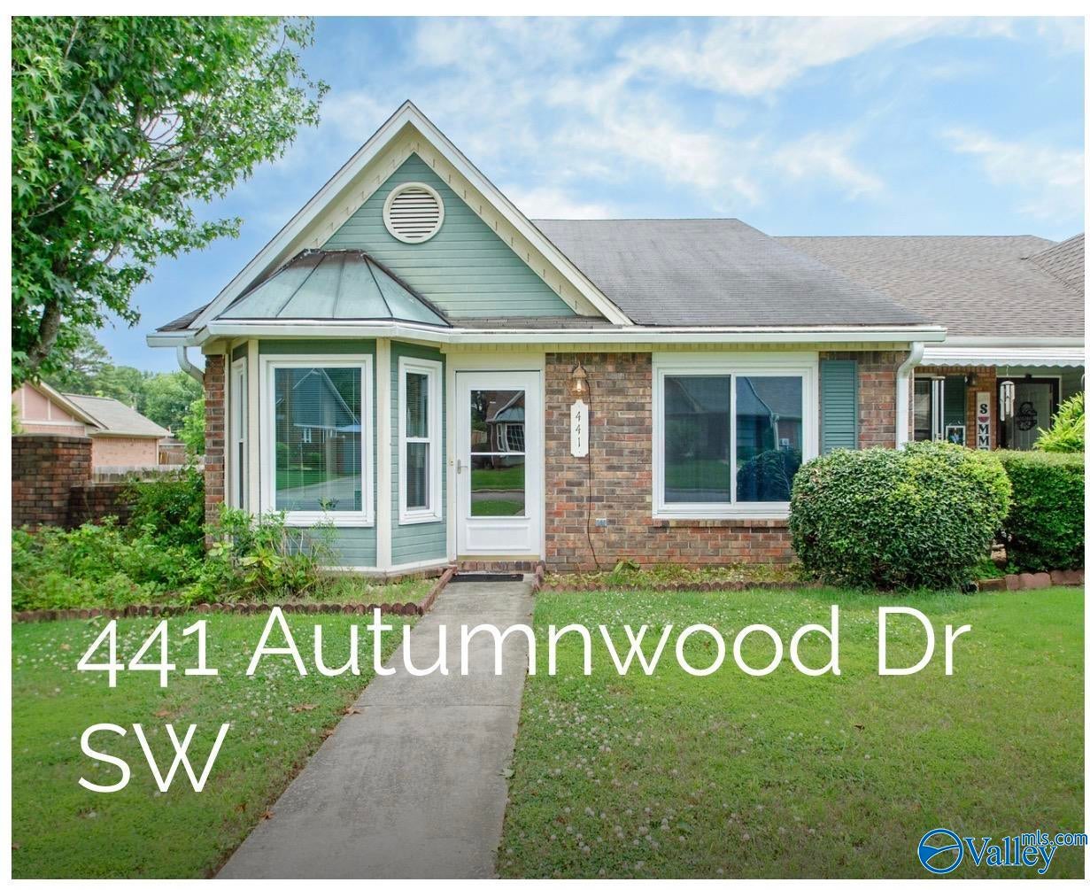 441 SW Autumnwood Drive — photo